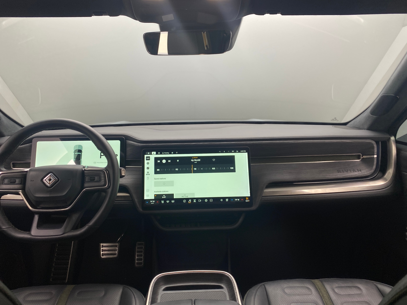 Thumbnail: 2022 Rivian R1T - 2