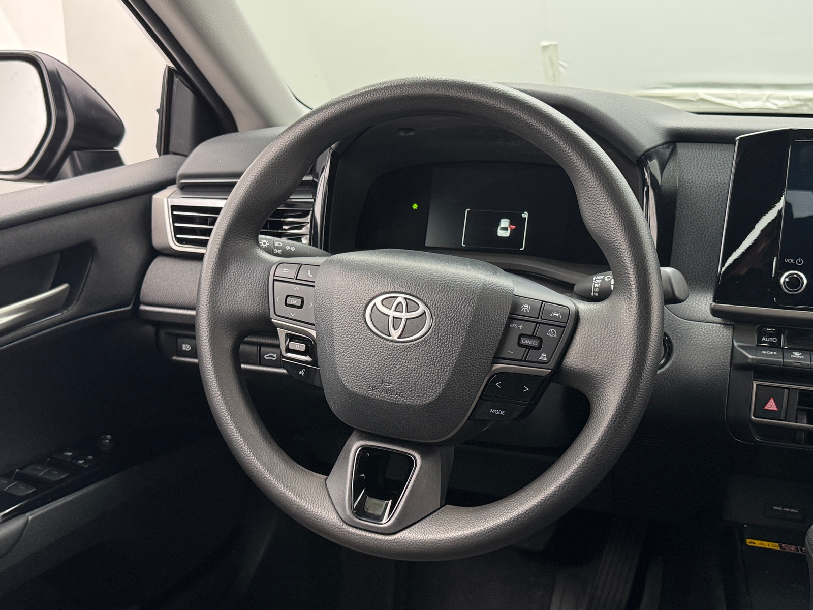 Thumbnail: 2025 Toyota Camry - 5