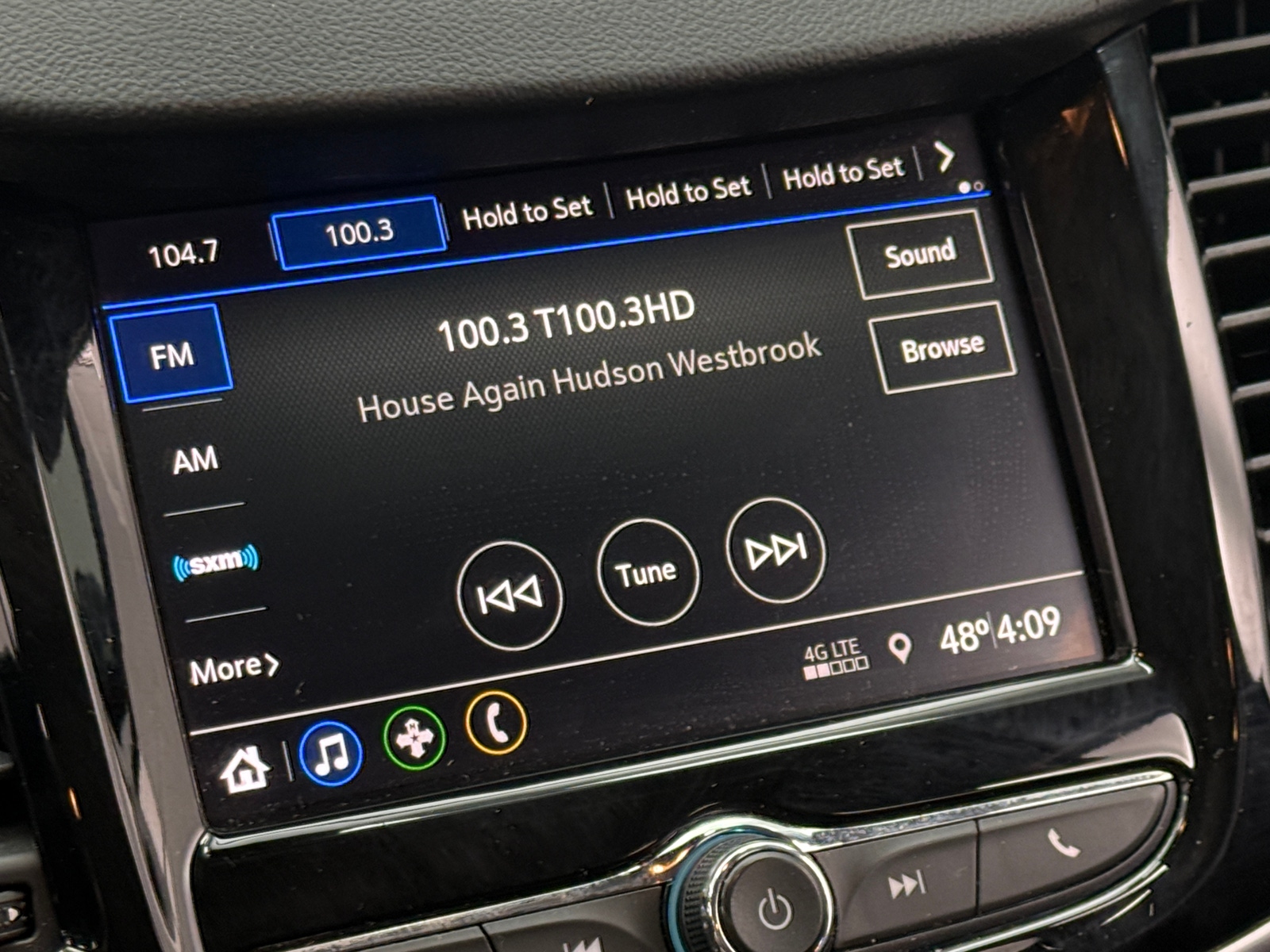 Thumbnail: 2022 Chevrolet Trax - 4