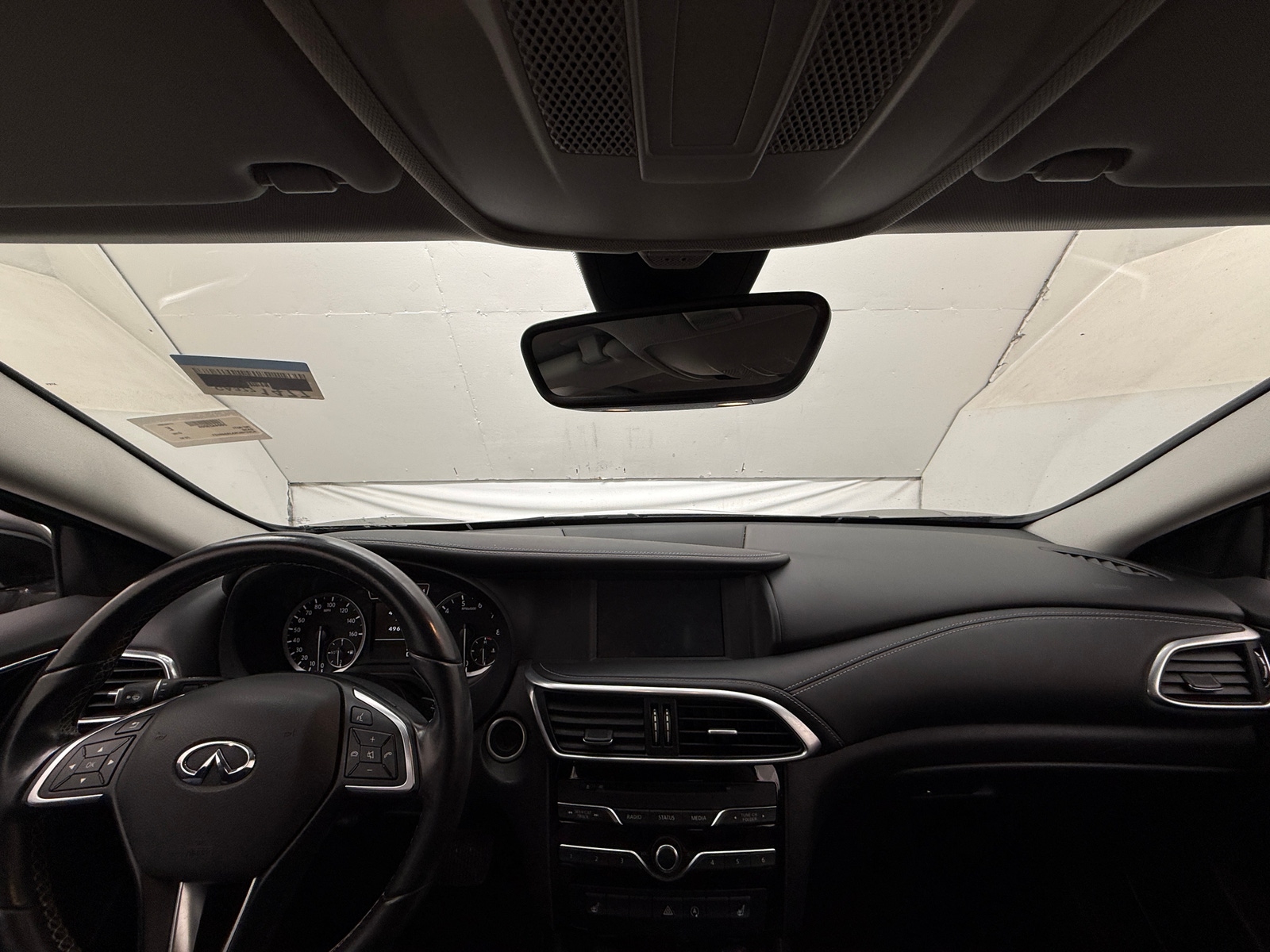 Thumbnail: 2018 INFINITI QX30 - 2