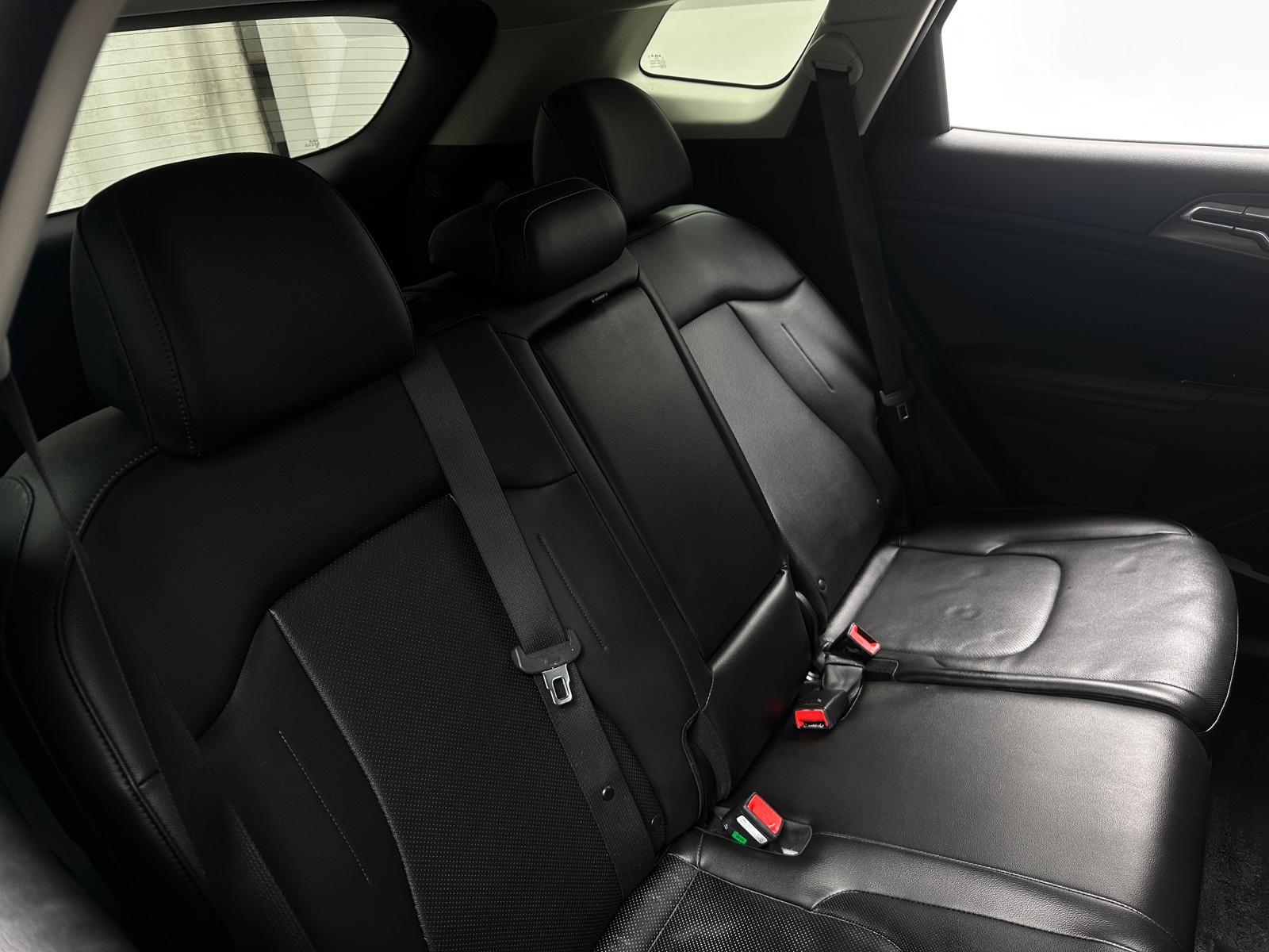 Thumbnail: 2023 Kia Sportage - 5