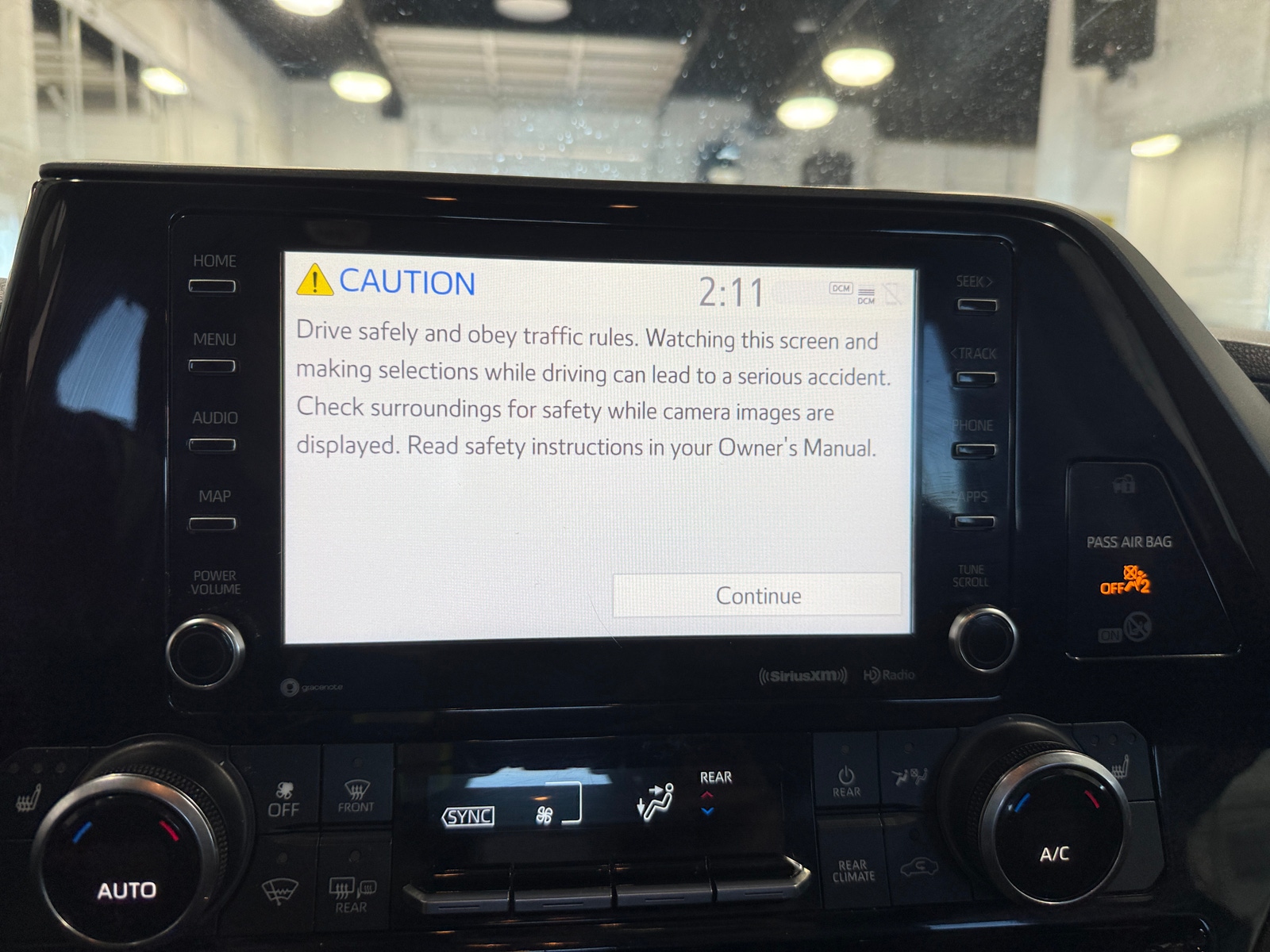 Thumbnail: 2020 Toyota Highlander - 3