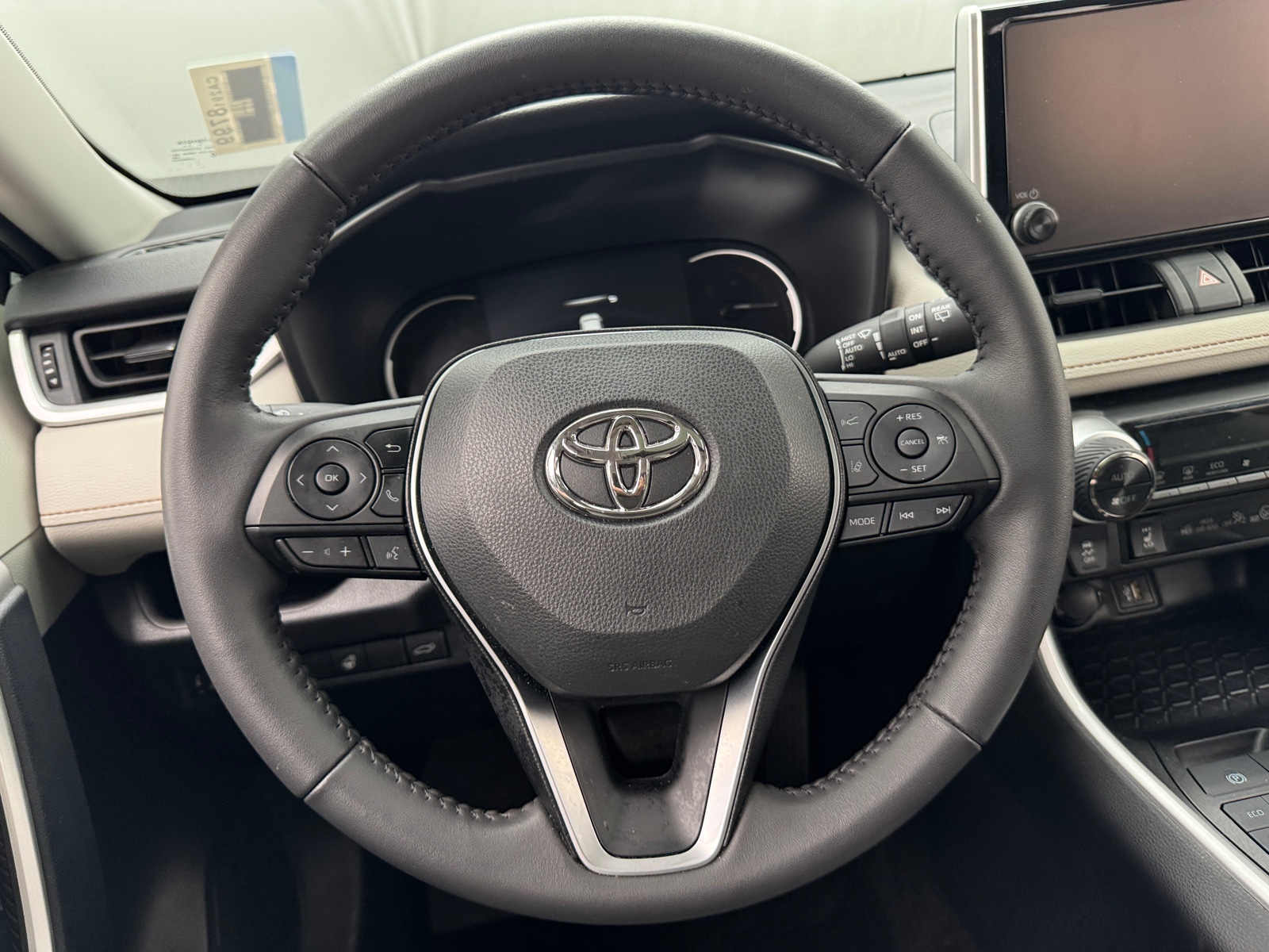 Thumbnail: 2025 Toyota RAV4 - 5