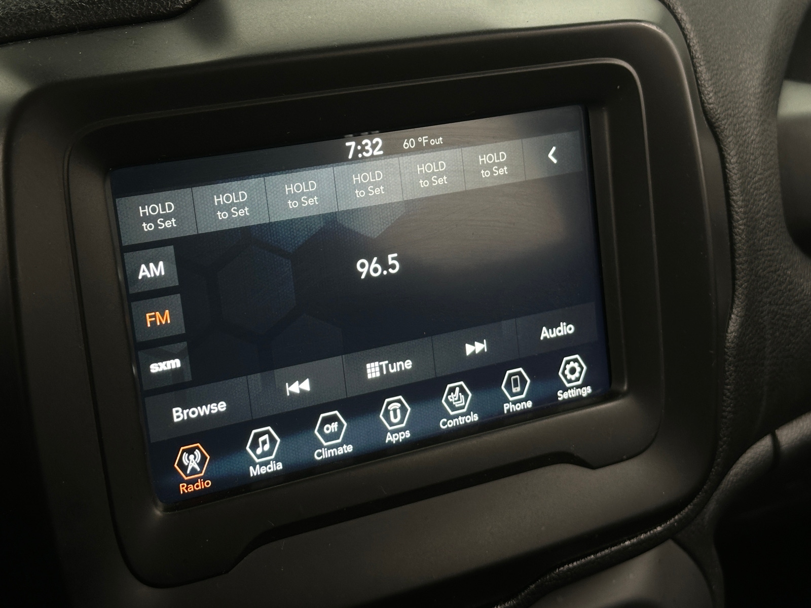 Thumbnail: 2019 Jeep Renegade - 4