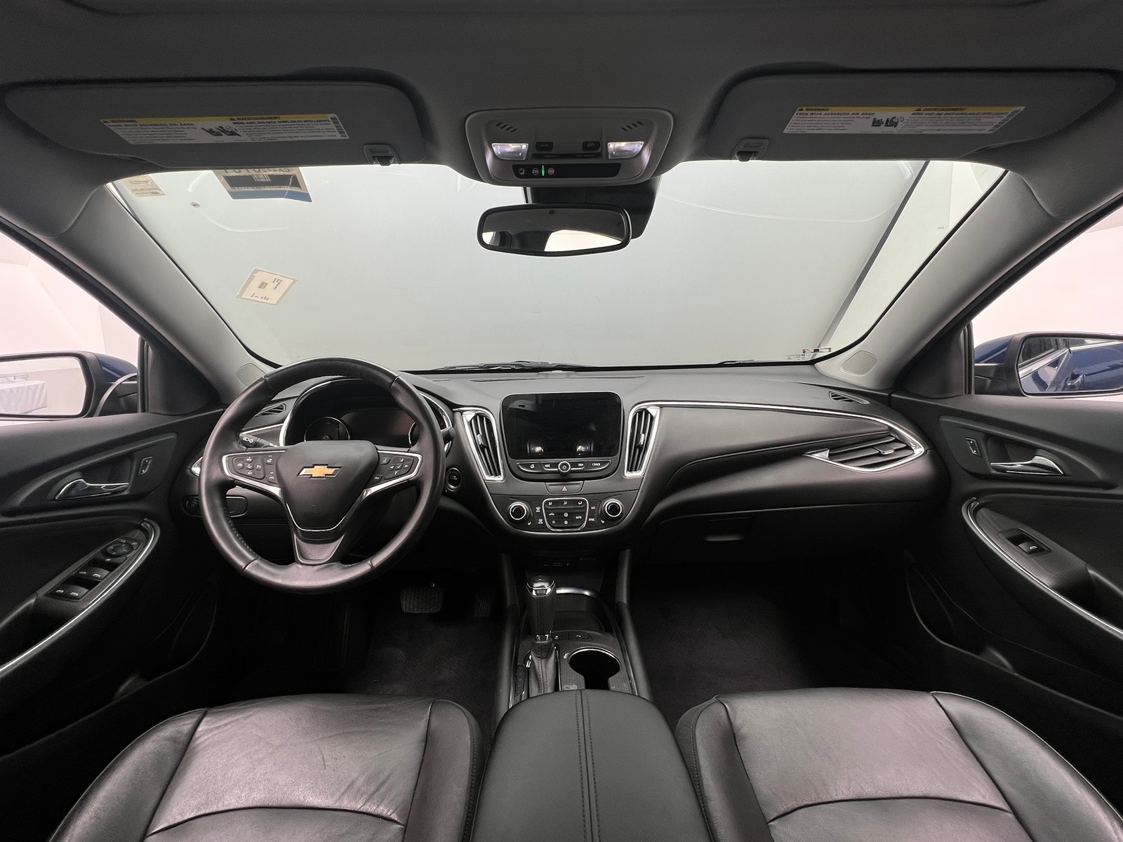 Thumbnail: 2019 Chevrolet Malibu - 3