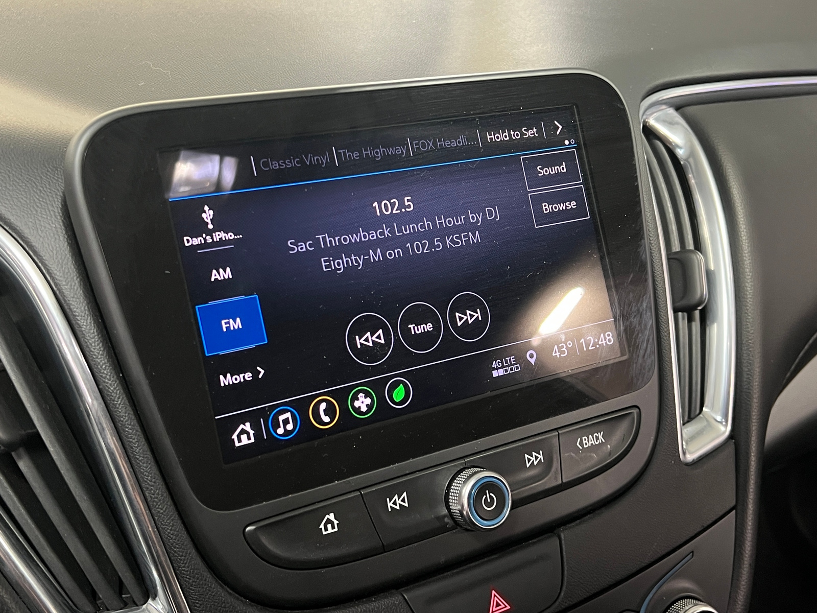 Thumbnail: 2019 Chevrolet Malibu - 4