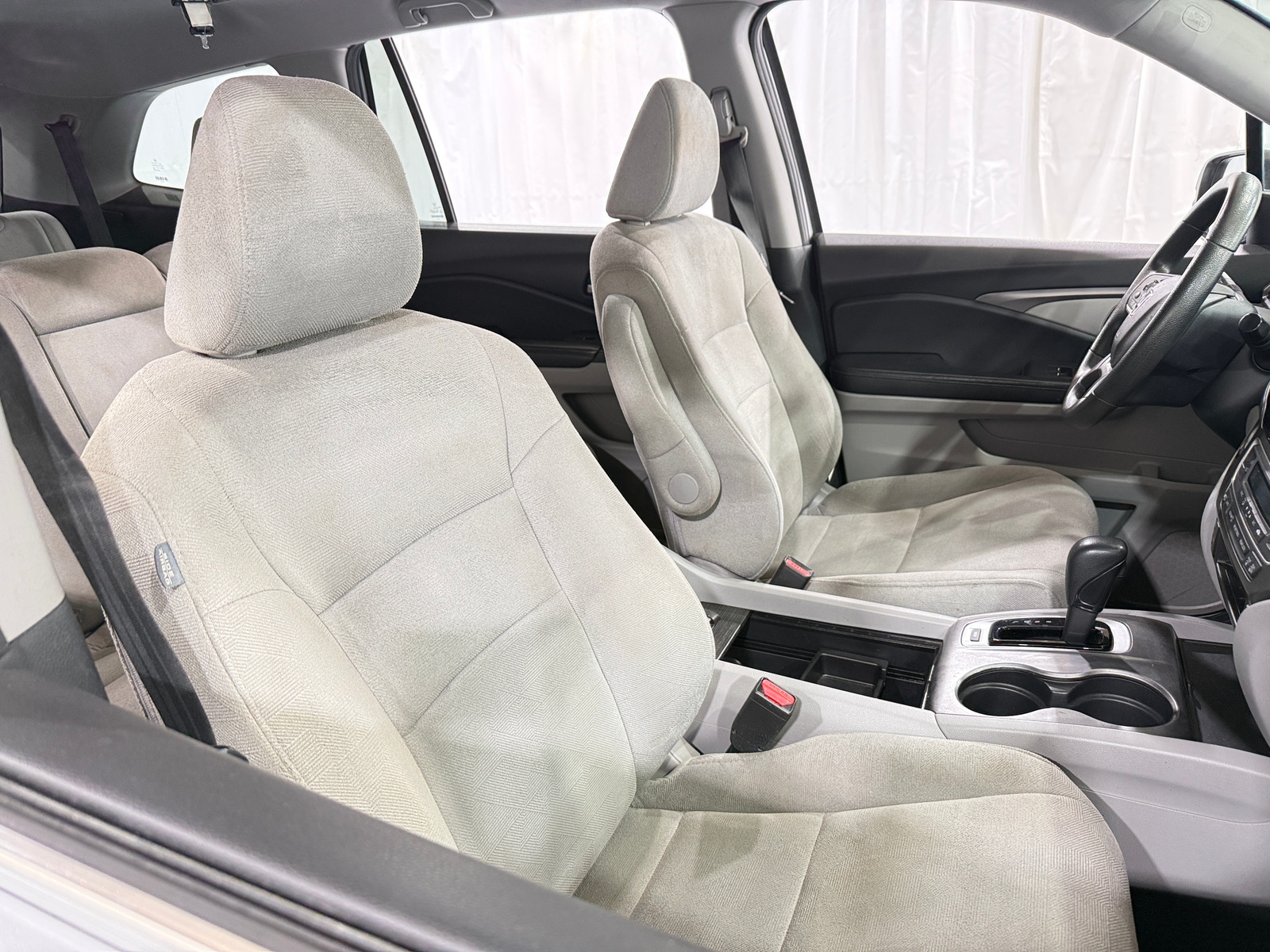 Thumbnail: 2019 Honda Pilot - 2