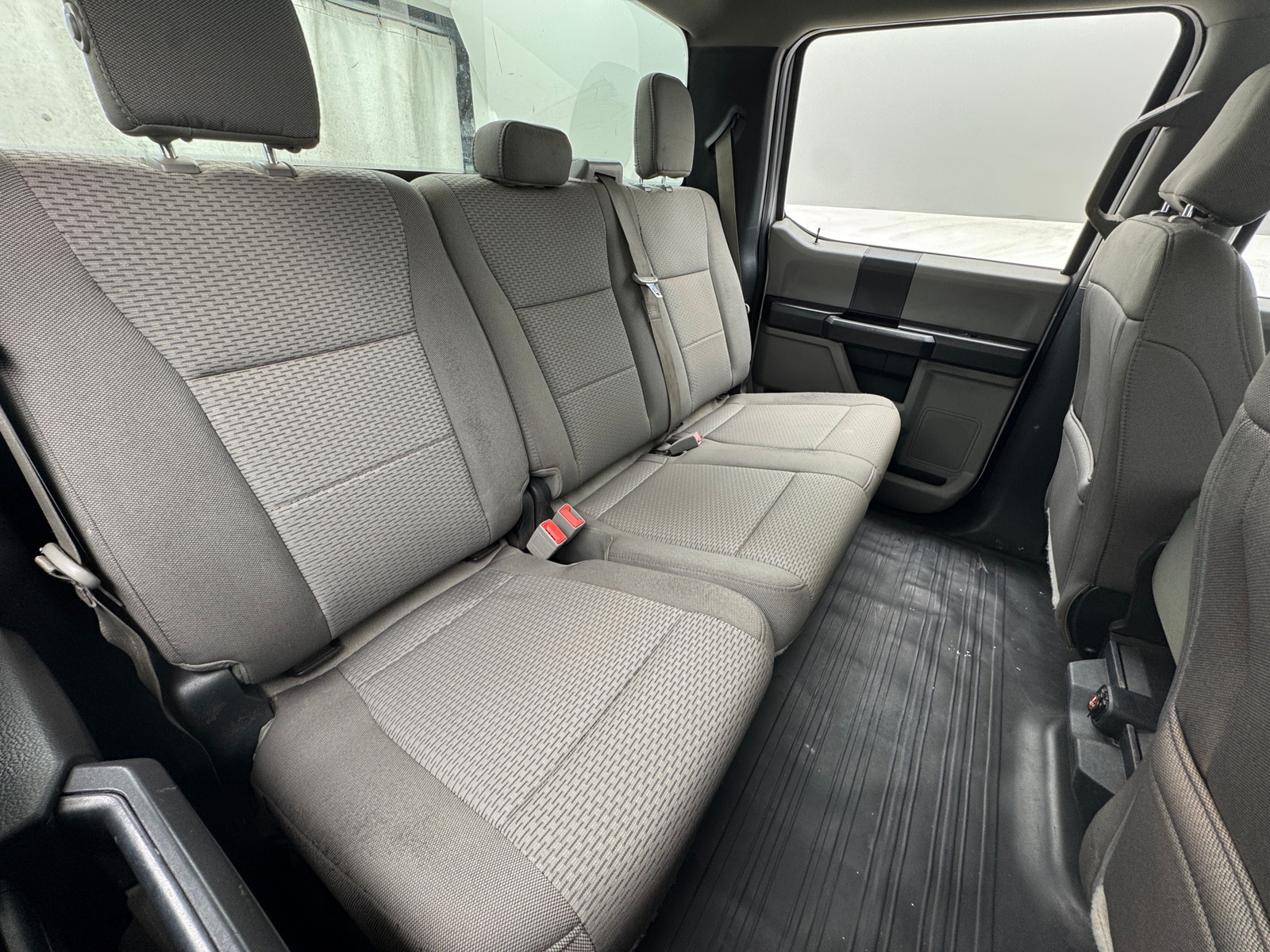 Thumbnail: 2018 Ford Econoline - 6