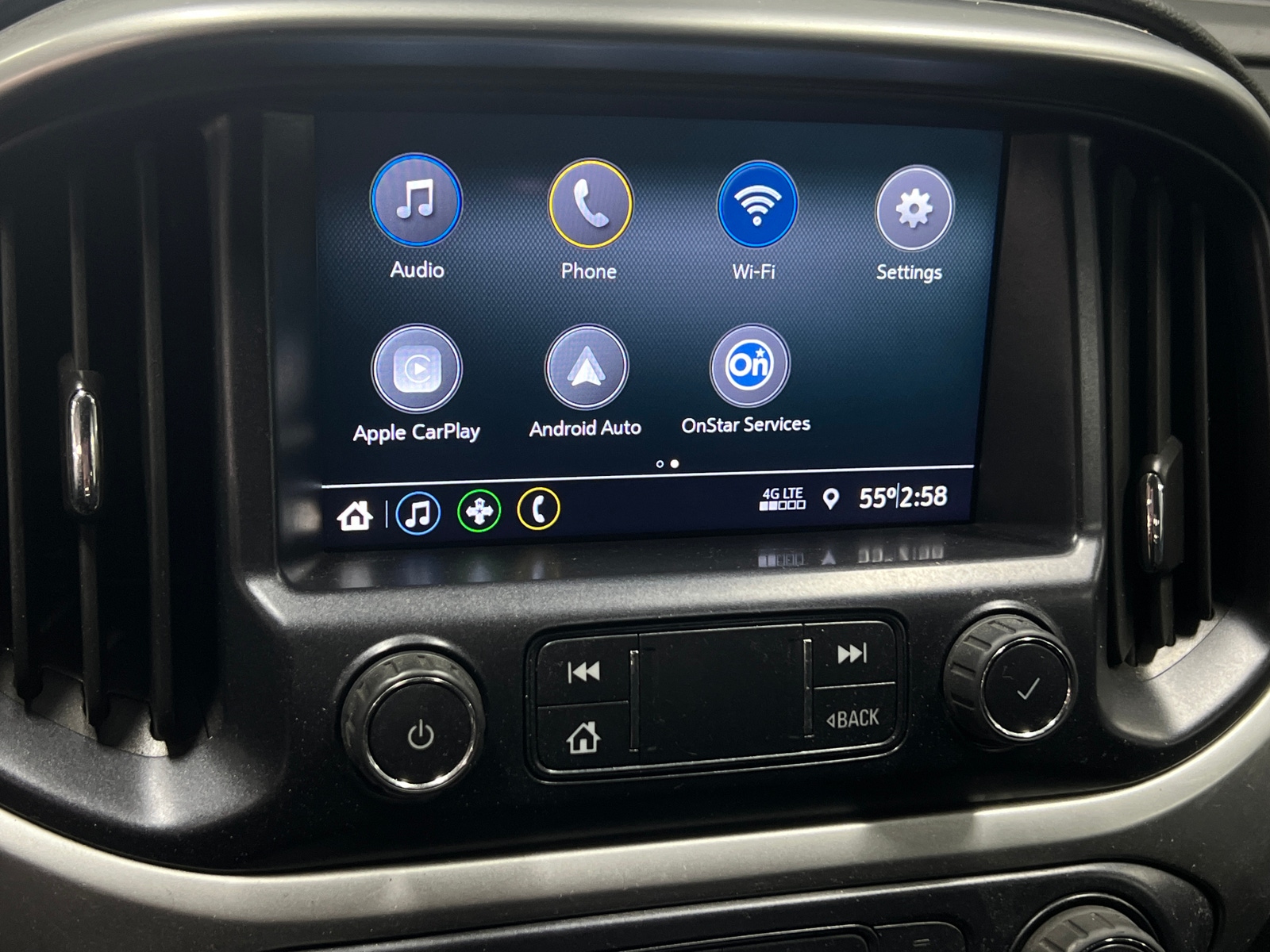 Thumbnail: 2022 Chevrolet Colorado - 4