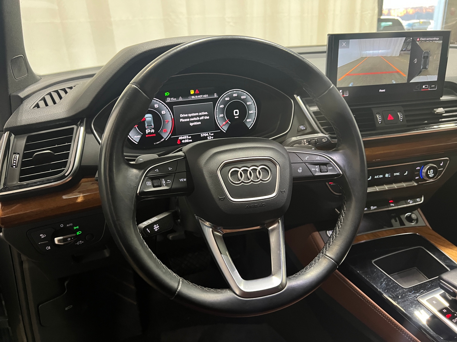 Thumbnail: 2022 Audi Q5 - 4