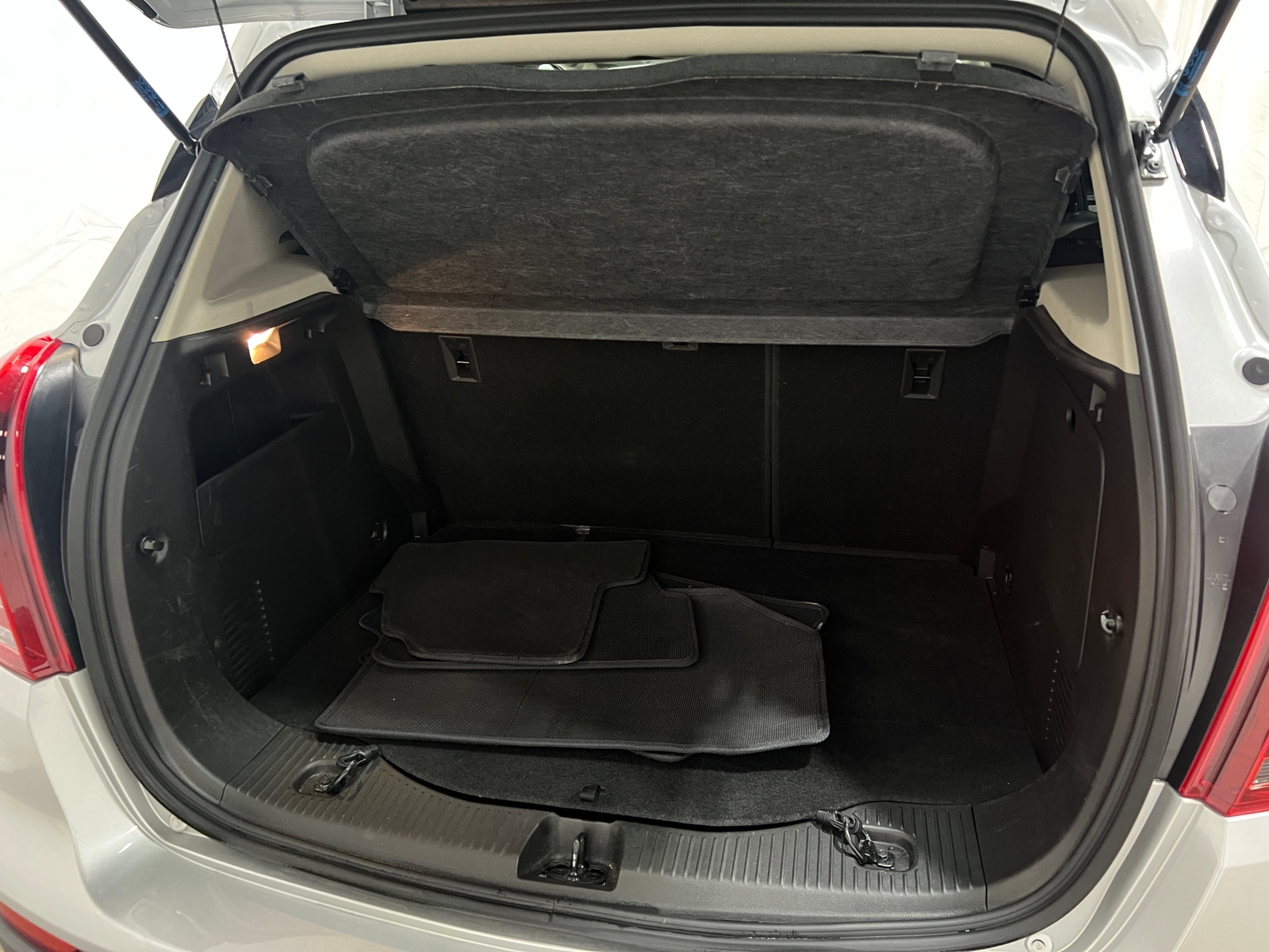 Thumbnail: 2021 Buick Encore - 7