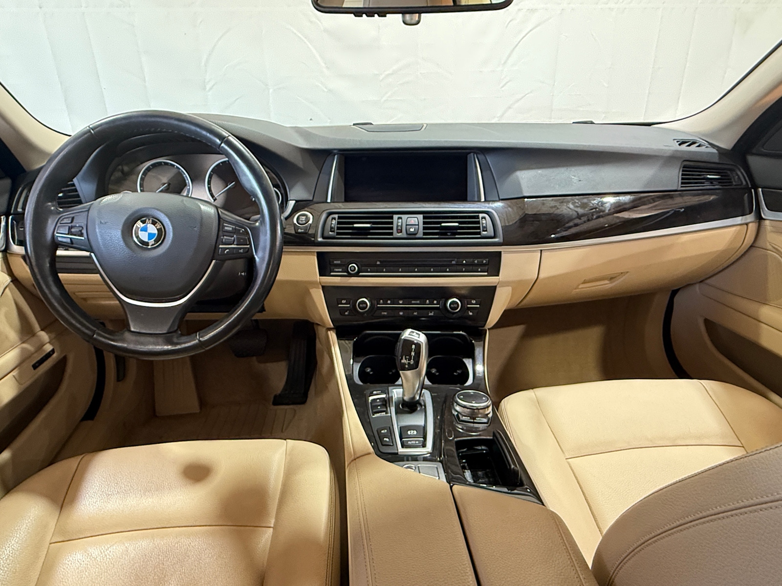 Thumbnail: 2015 BMW 5 Series - 2