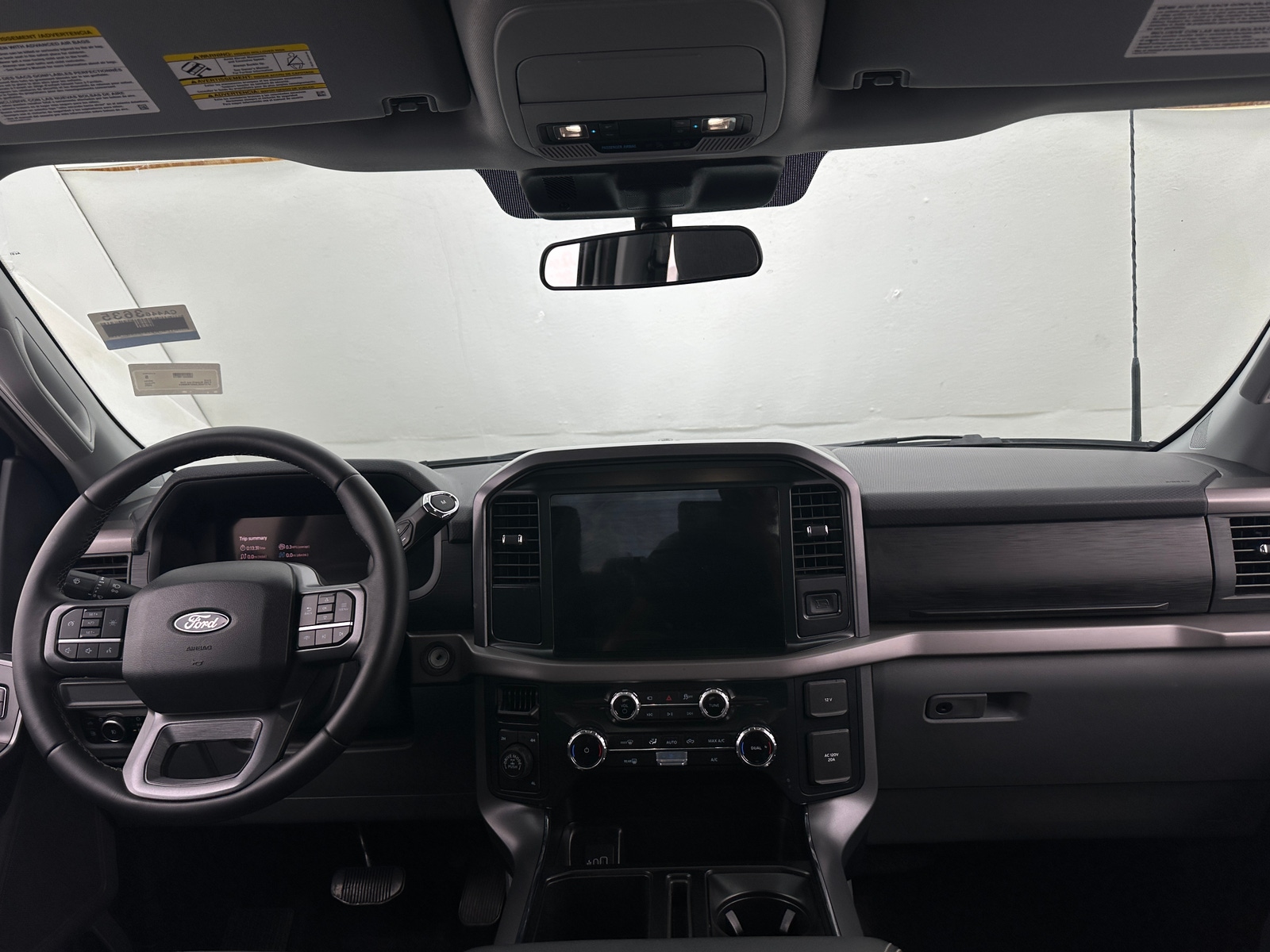 Thumbnail: 2025 Ford Econoline - 3