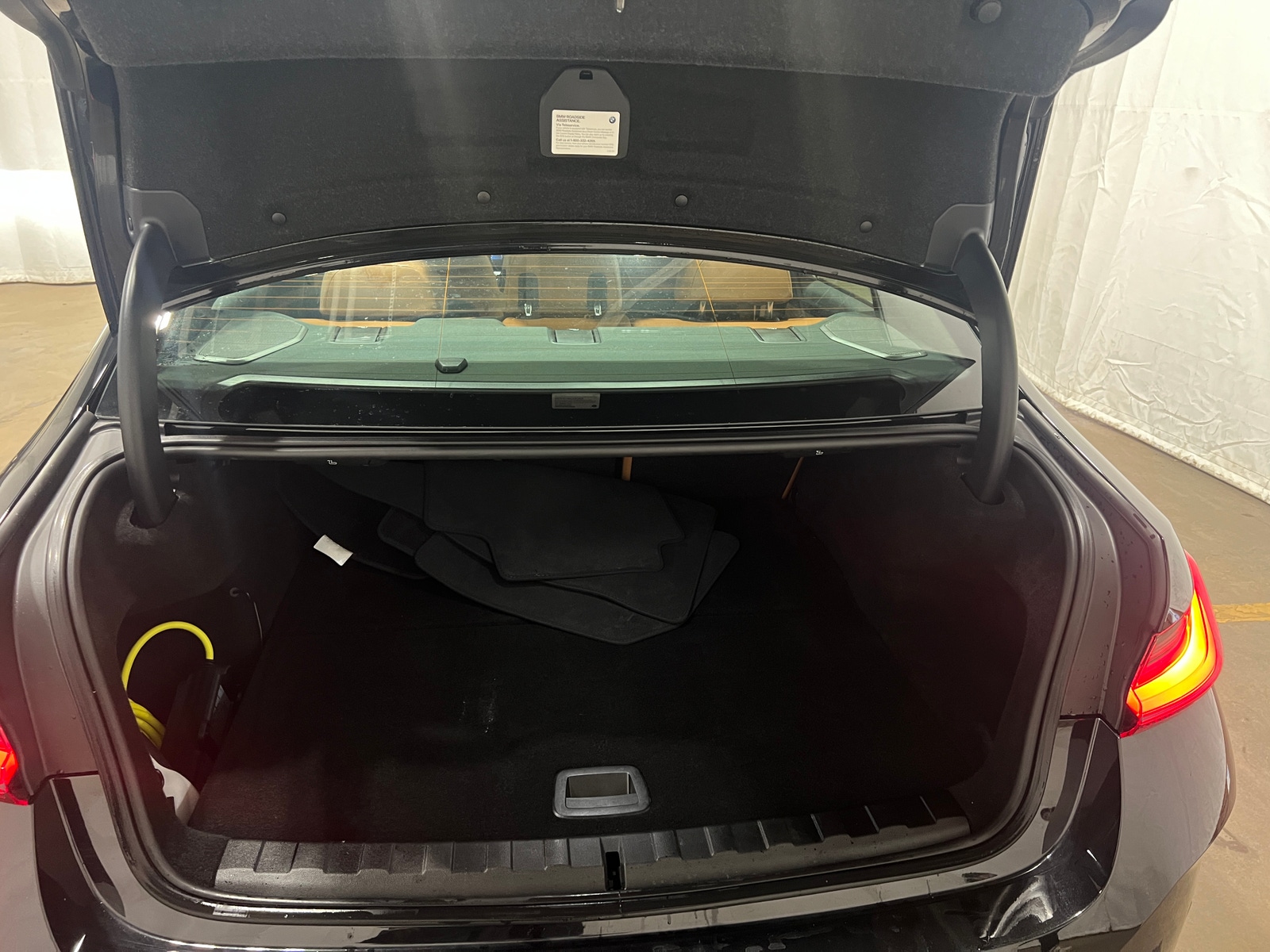 Thumbnail: 2023 BMW 3 Series - 6