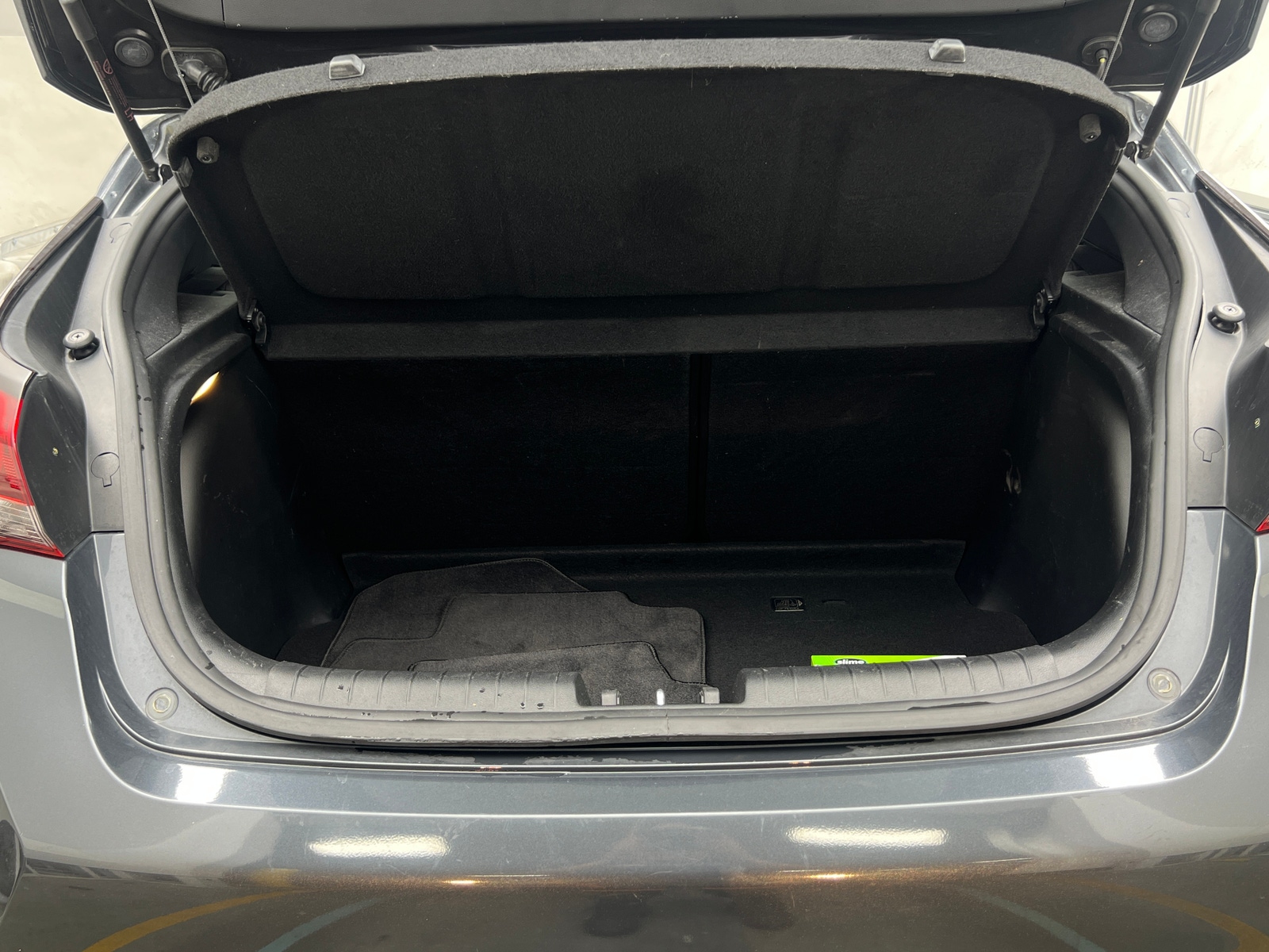 Thumbnail: 2019 Hyundai Veloster - 7