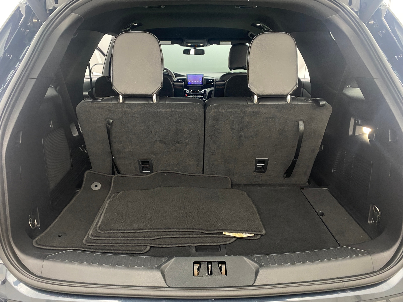 Thumbnail: 2023 Ford Explorer - 6