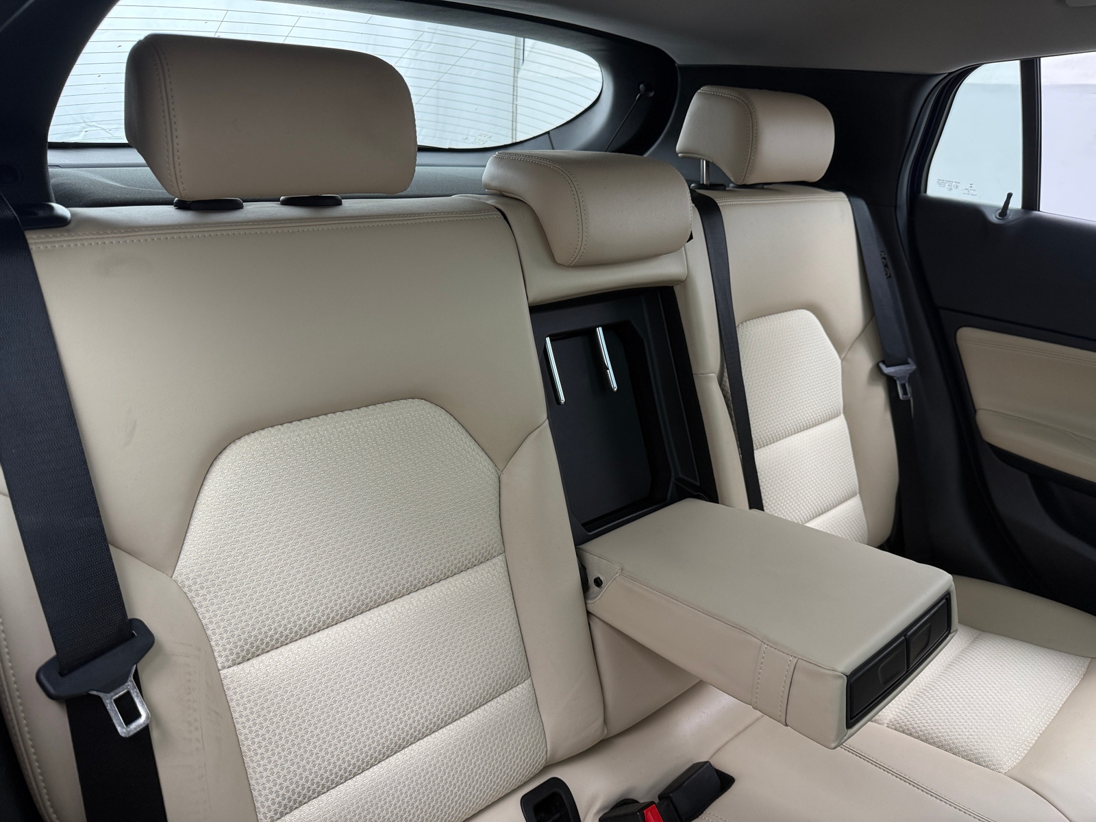 Thumbnail: 2019 INFINITI QX30 - 5