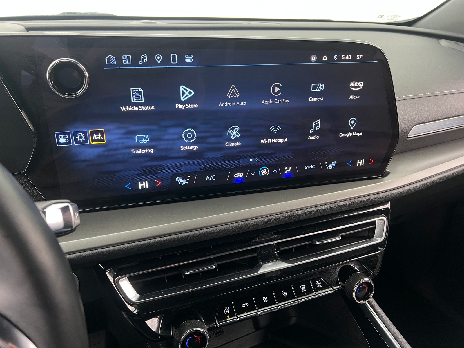 Thumbnail: 2025 Chevrolet Traverse - 4