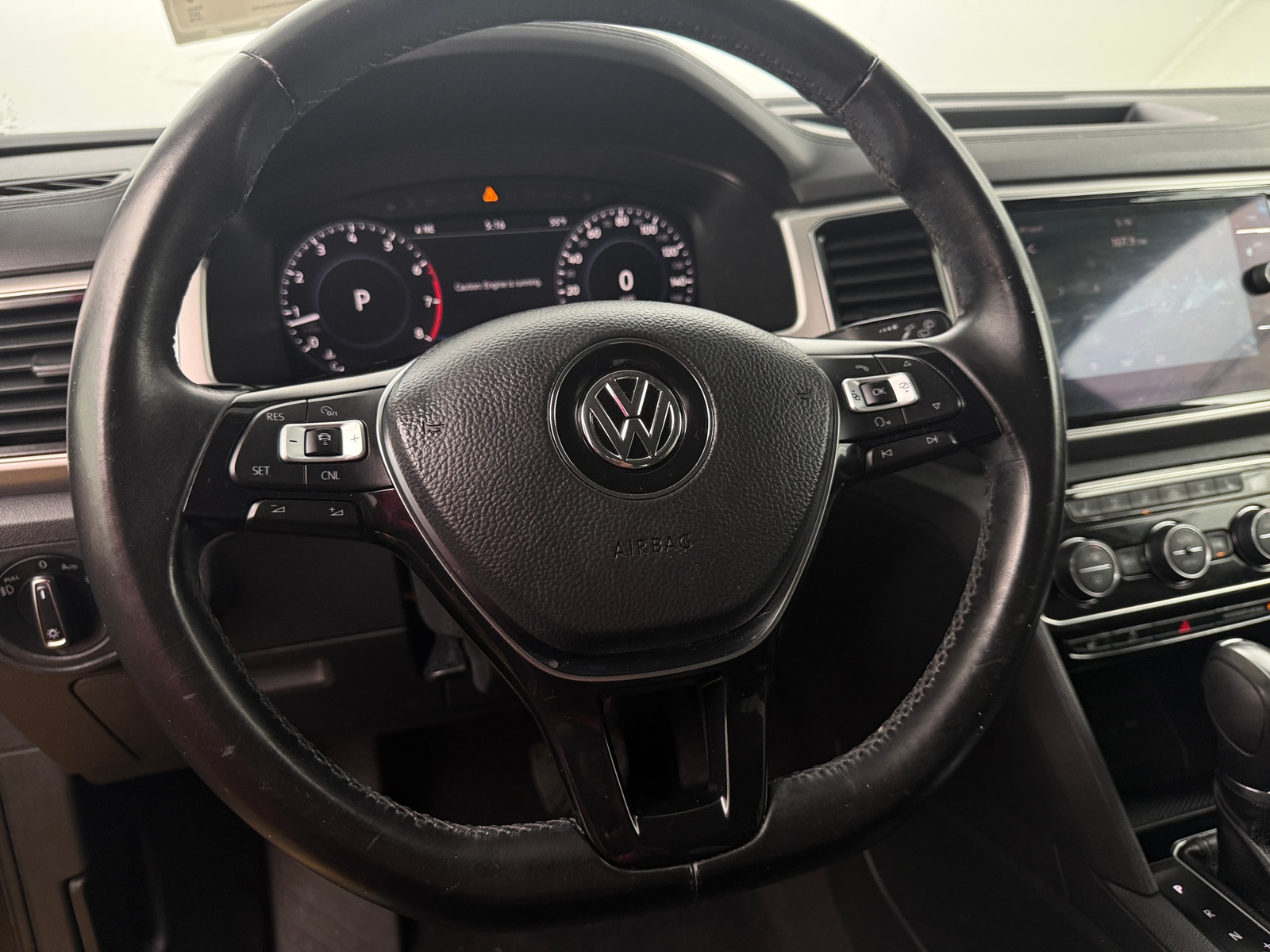 Thumbnail: 2018 Volkswagen Atlas - 4