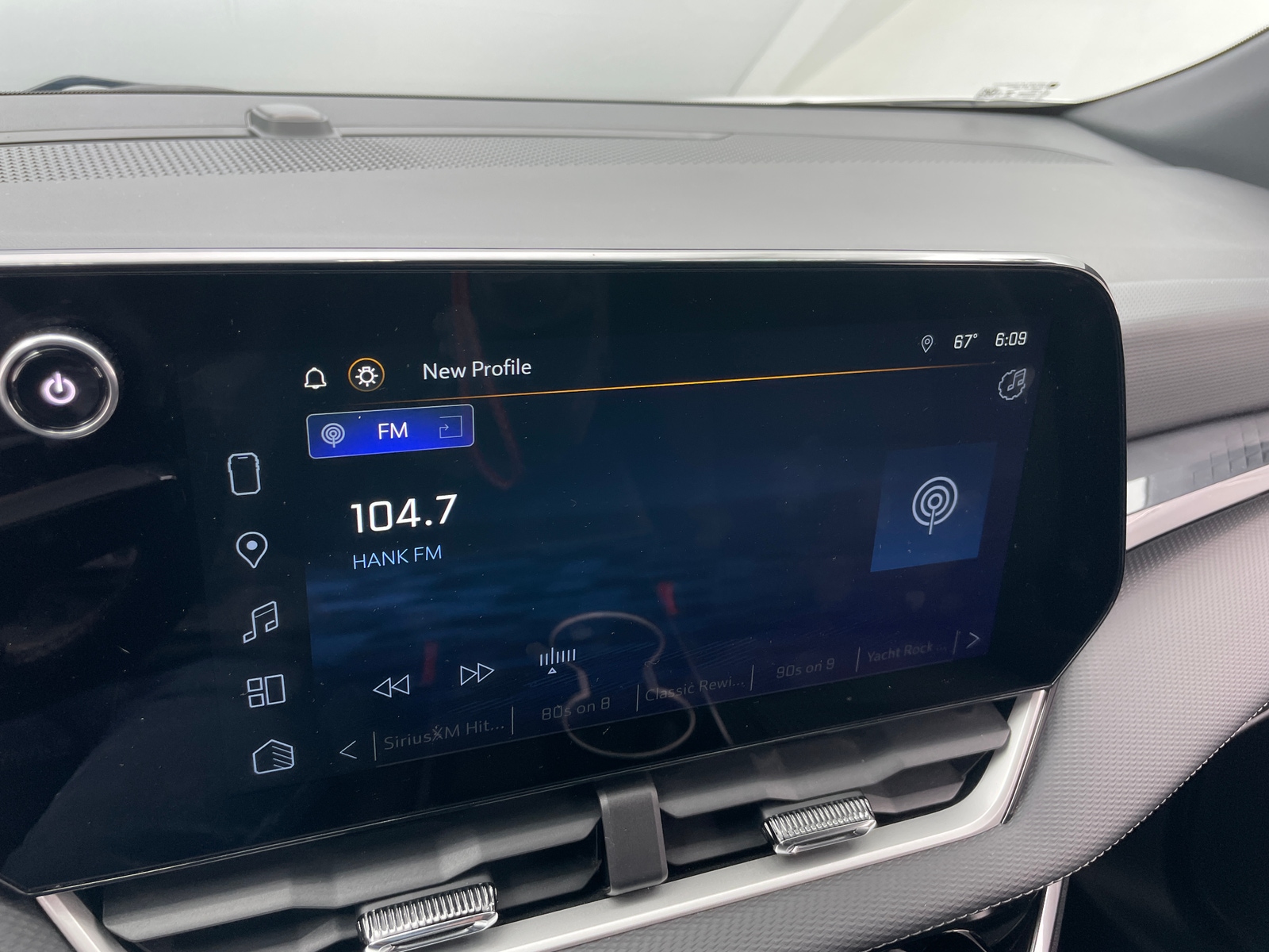 Thumbnail: 2025 Chevrolet Equinox - 4