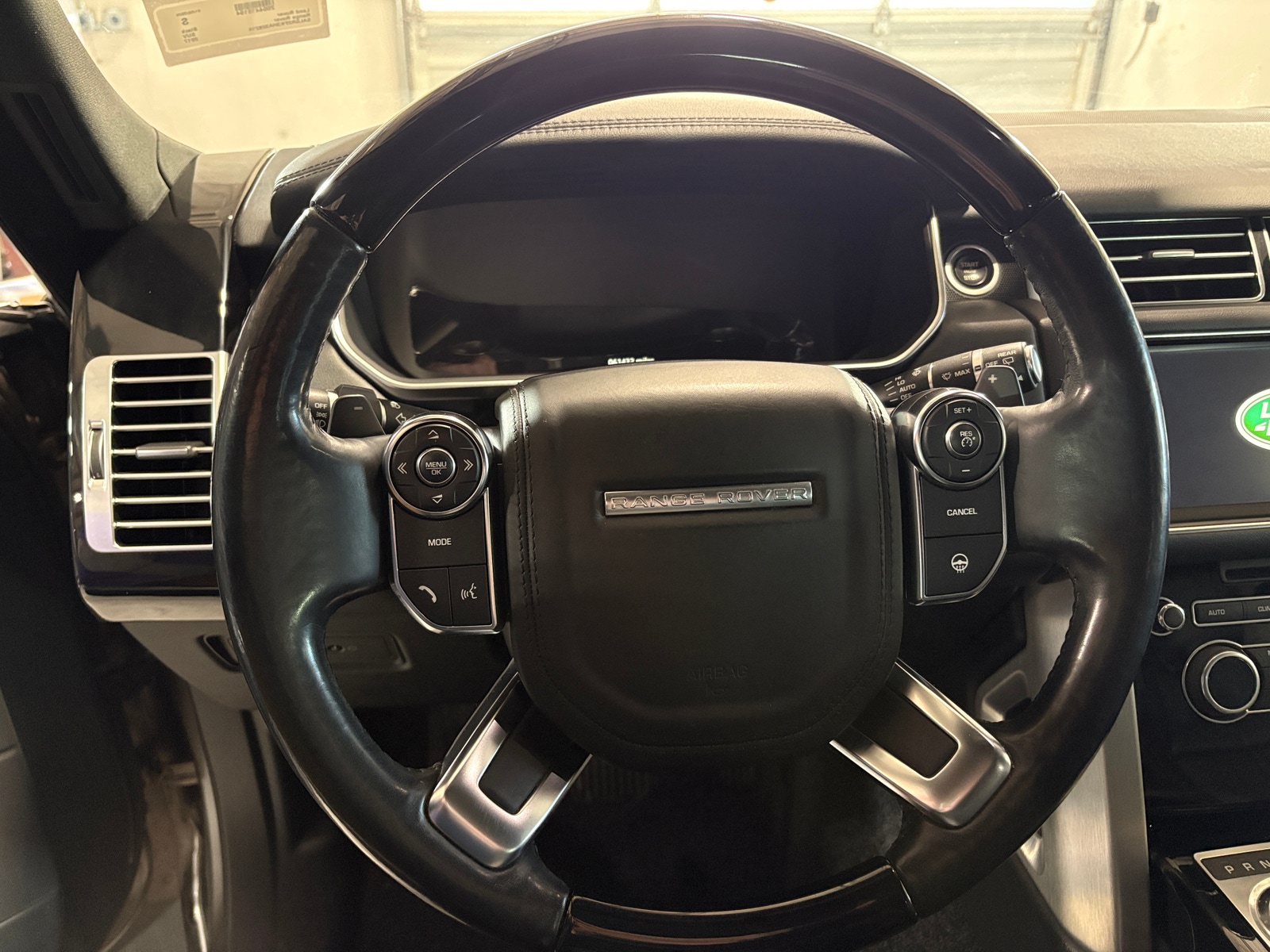 Thumbnail: 2017 Land Rover Range Rover - 4