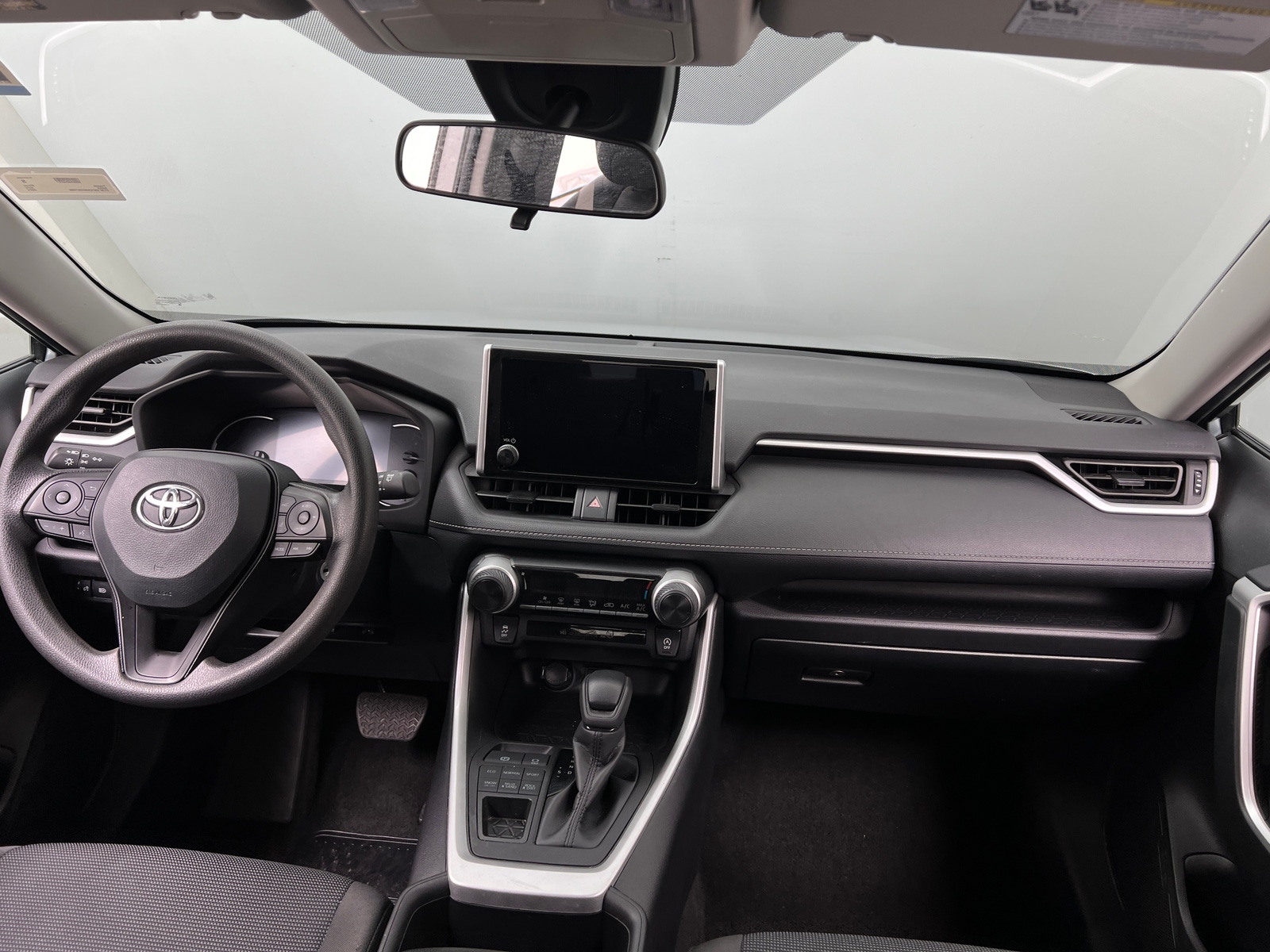 Thumbnail: 2024 Toyota RAV4 - 3