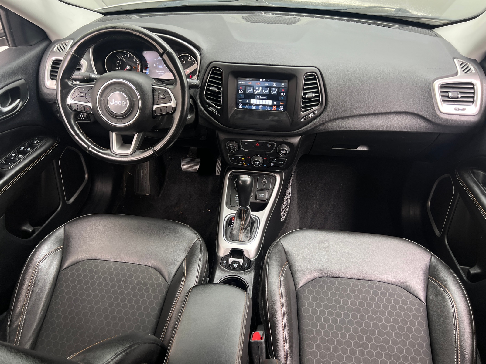 Thumbnail: 2018 Jeep Compass - 3