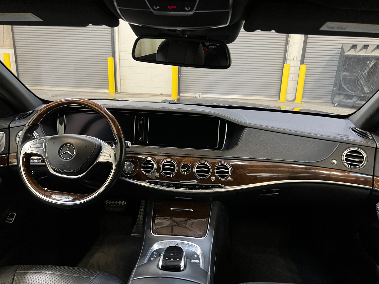 Thumbnail: 2015 Mercedes-Benz S-Class - 2