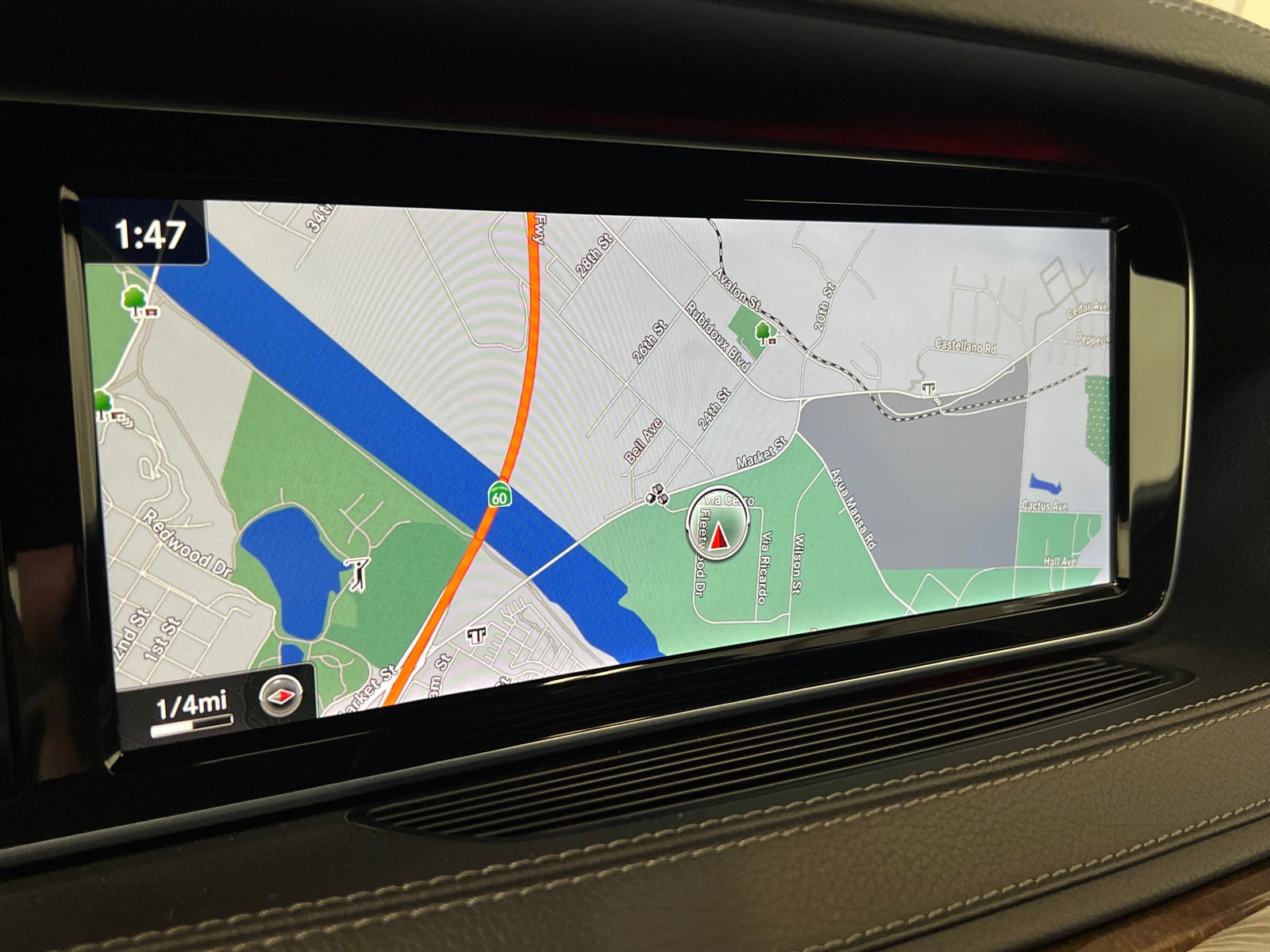 Thumbnail: 2015 Mercedes-Benz S-Class - 3