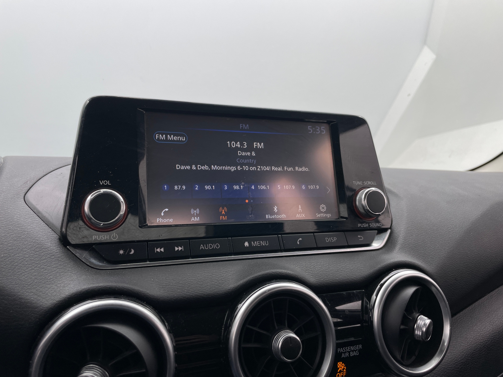 Thumbnail: 2022 Nissan Sentra - 4