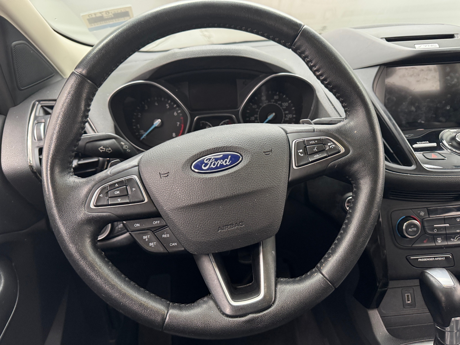 Thumbnail: 2017 Ford Escape - 4