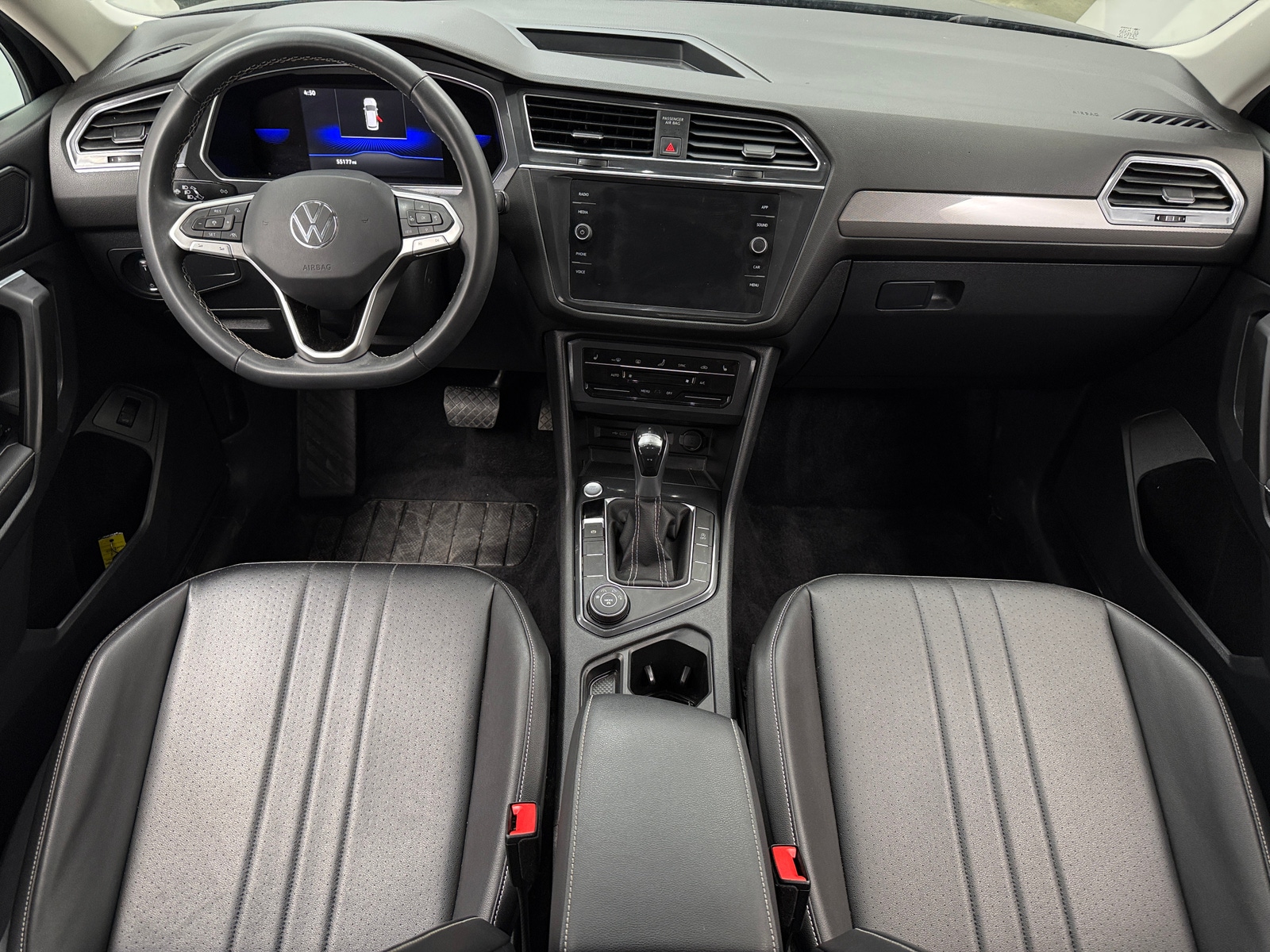 Thumbnail: 2022 Volkswagen Tiguan - 2