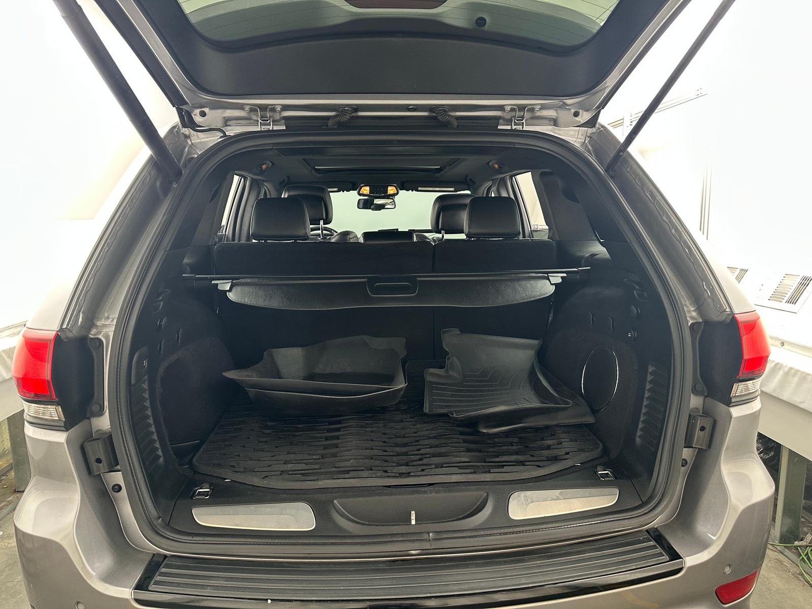 Thumbnail: 2014 Jeep Grand Cherokee - 7