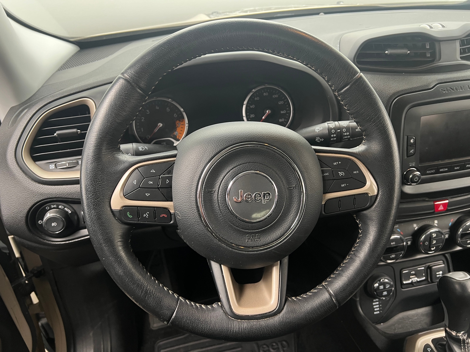 Thumbnail: 2017 Jeep Renegade - 5