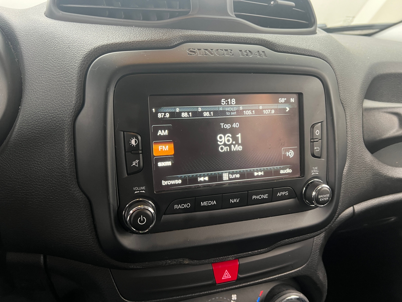 Thumbnail: 2017 Jeep Renegade - 4