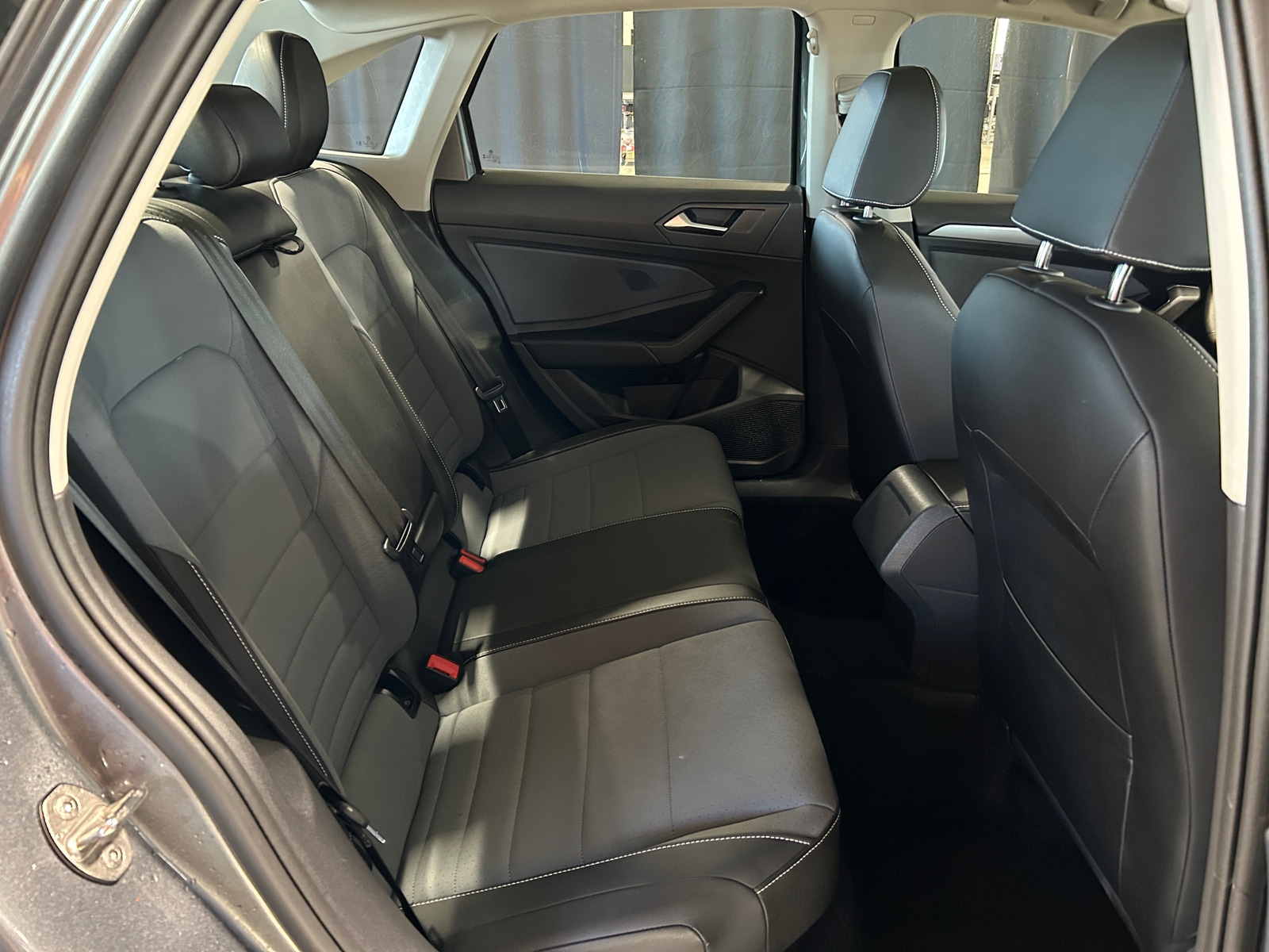 Thumbnail: 2025 Volkswagen Jetta - 5