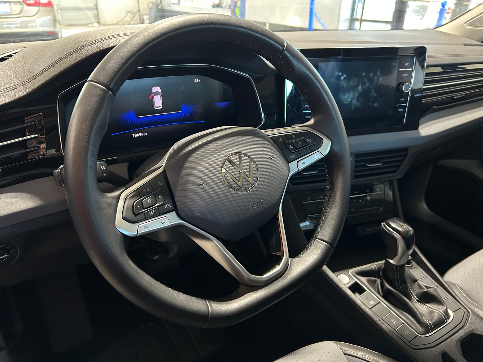 Thumbnail: 2025 Volkswagen Jetta - 4