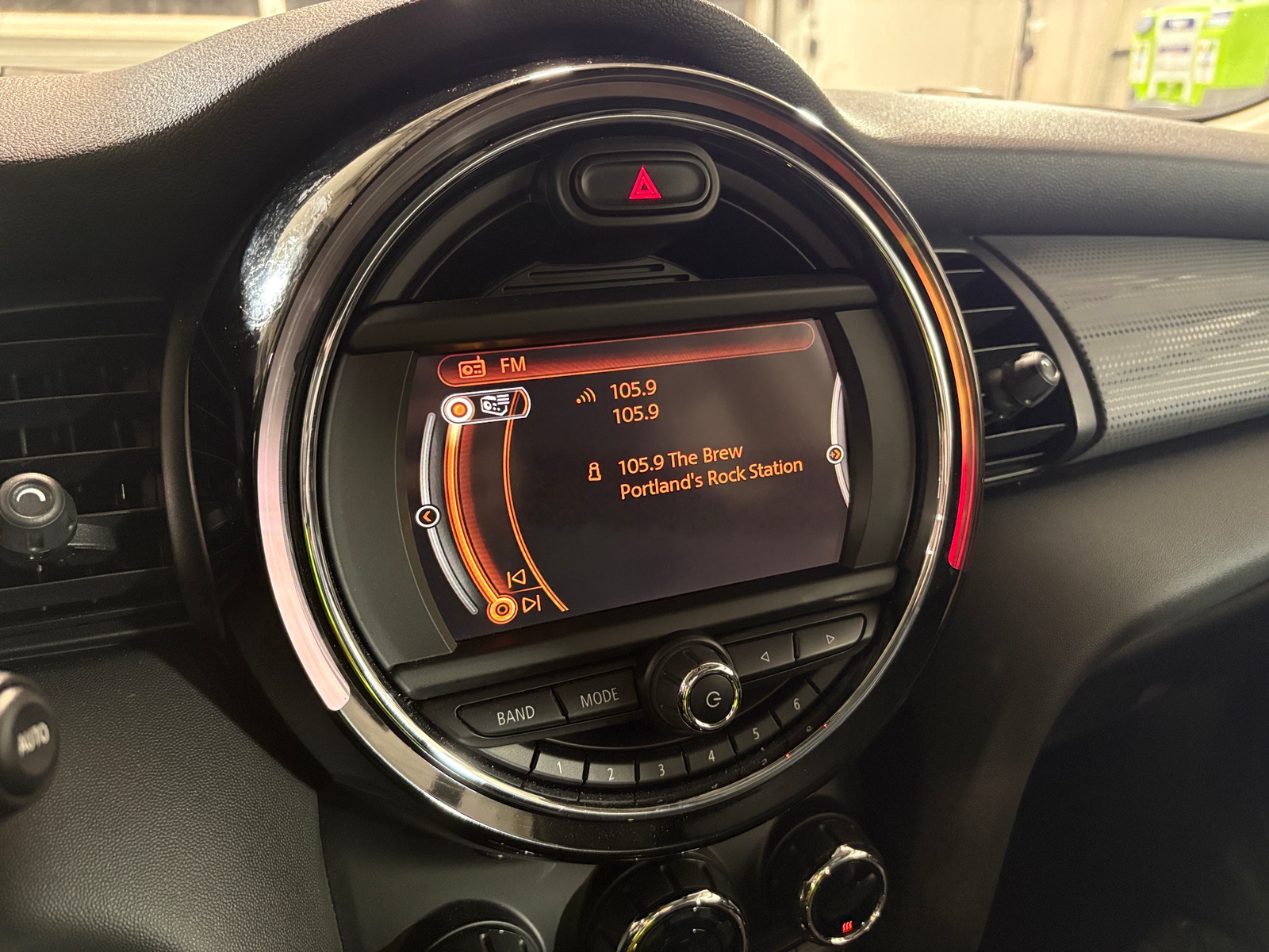 Thumbnail: 2017 MINI Cooper Hardtop - 3