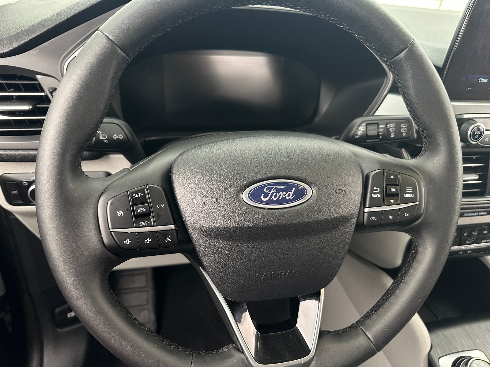 Thumbnail: 2024 Ford Escape - 5