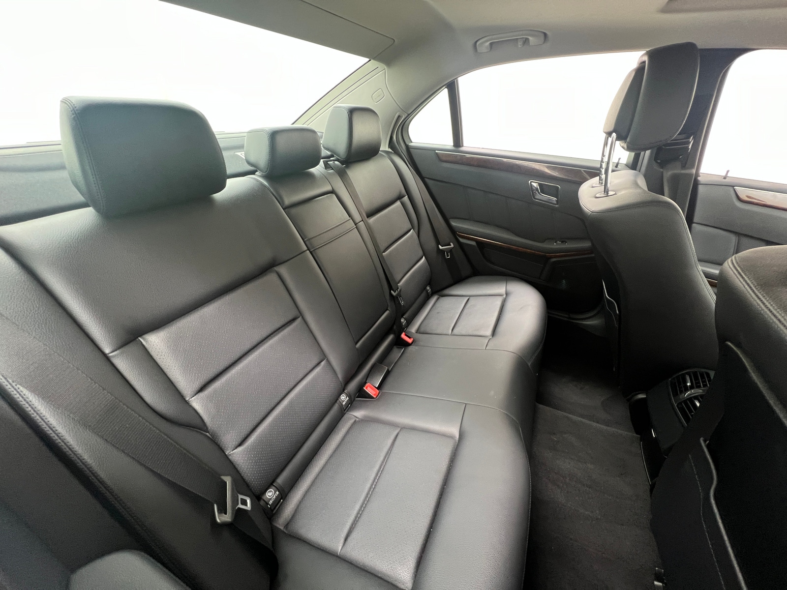 Thumbnail: 2011 Mercedes-Benz E-Class - 5