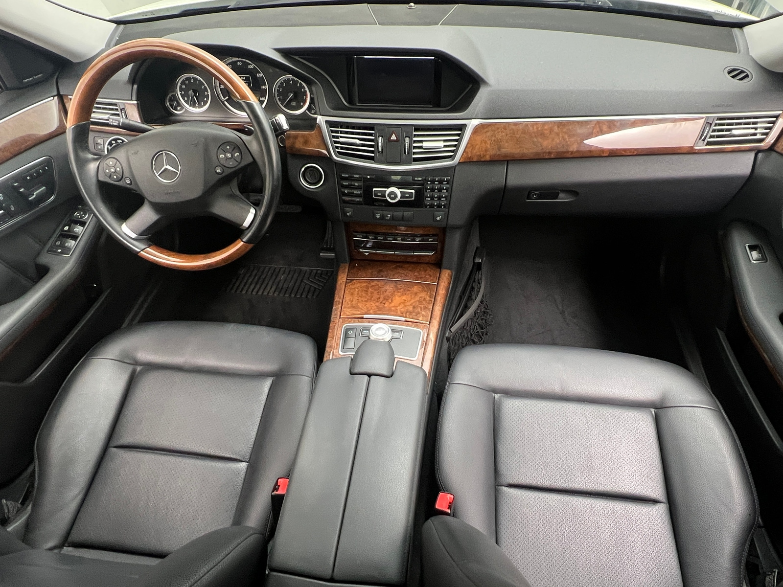 Thumbnail: 2011 Mercedes-Benz E-Class - 2