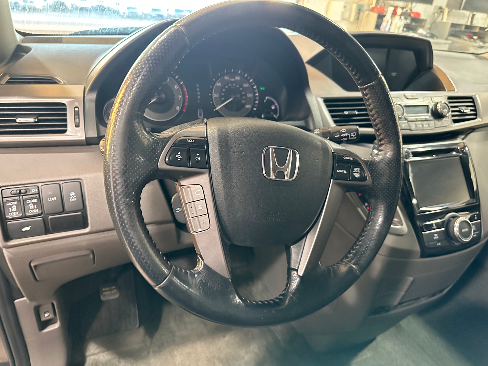 Thumbnail: 2017 Honda Odyssey - 5