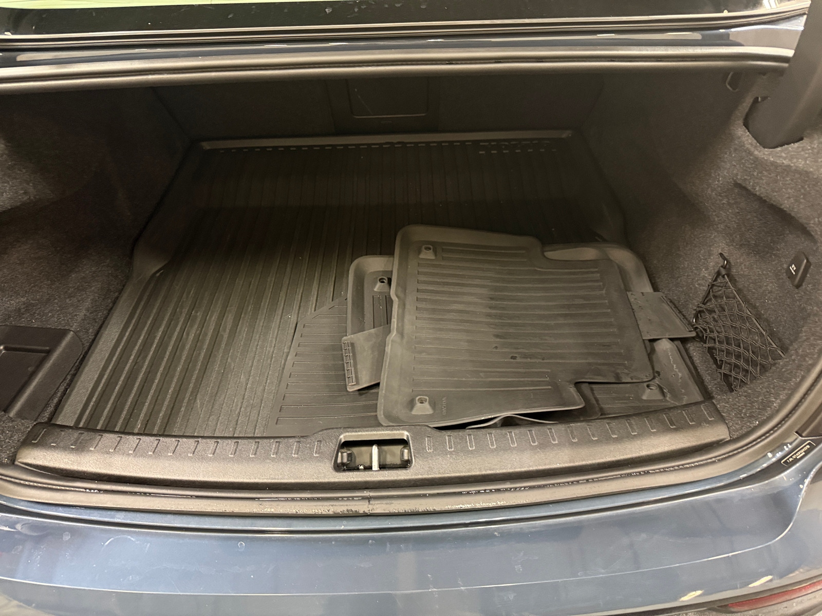 Thumbnail: 2023 Volvo S60 - 6