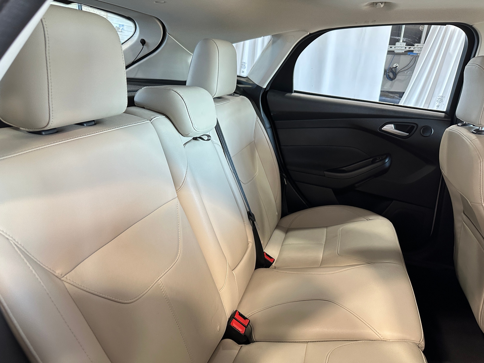 Thumbnail: 2017 Ford Focus - 5