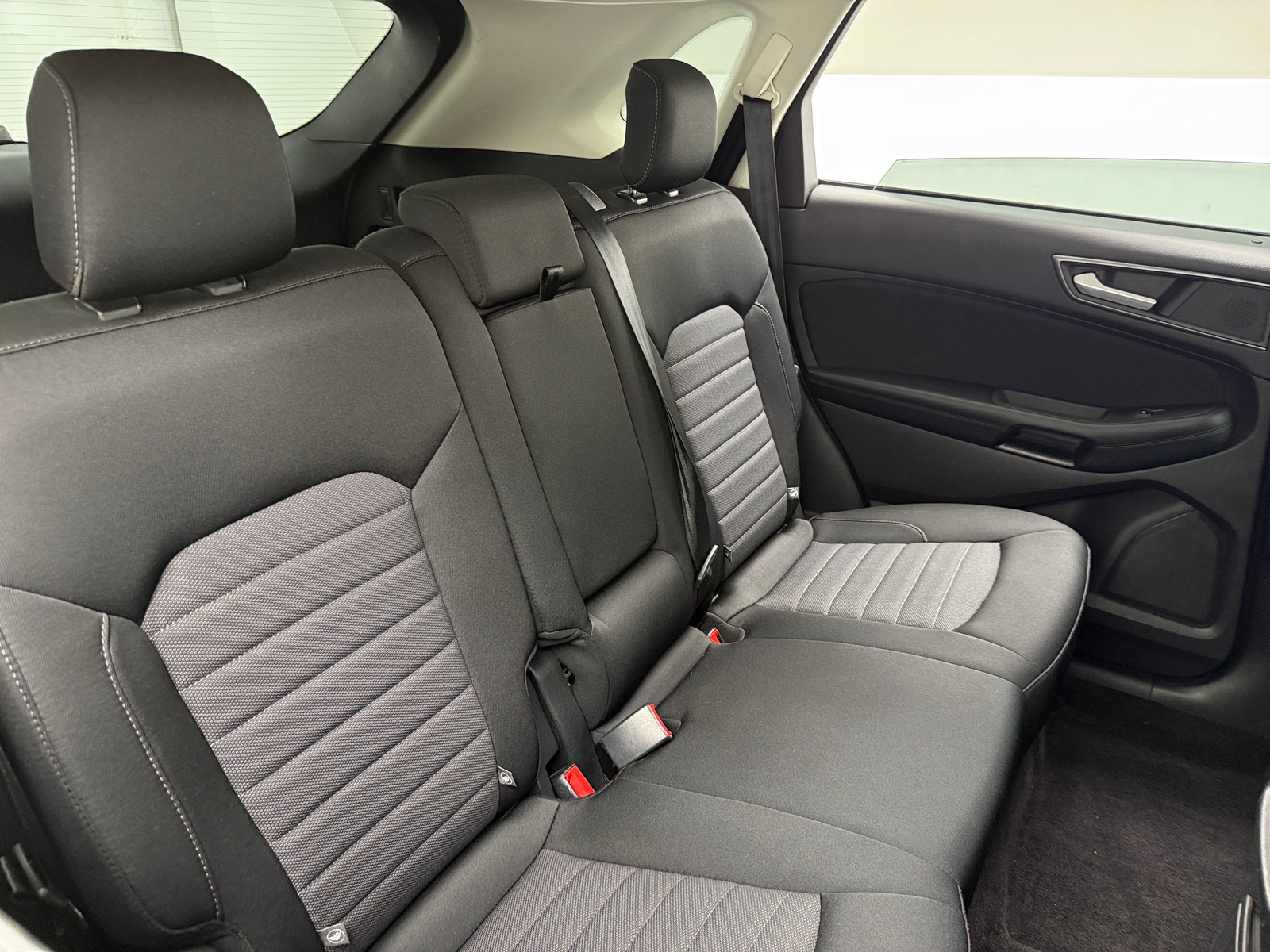 Thumbnail: 2017 Ford Edge - 6