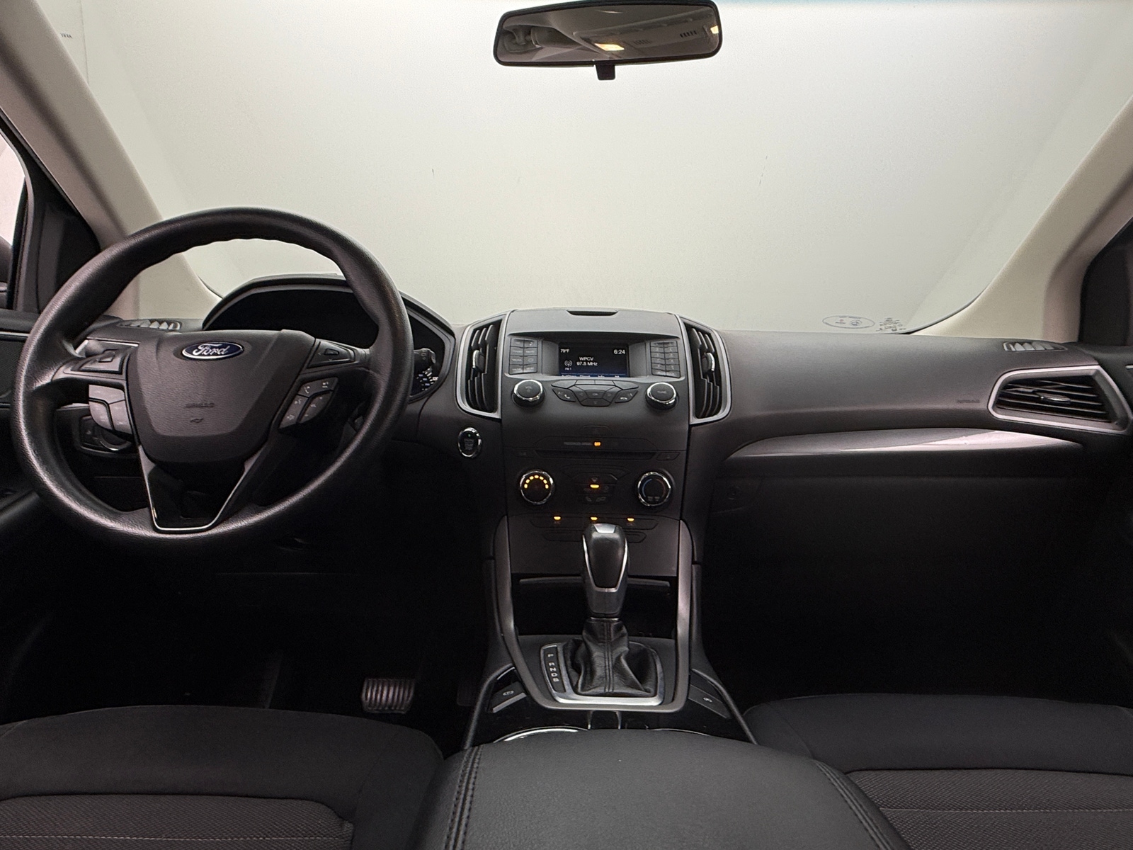 Thumbnail: 2017 Ford Edge - 3