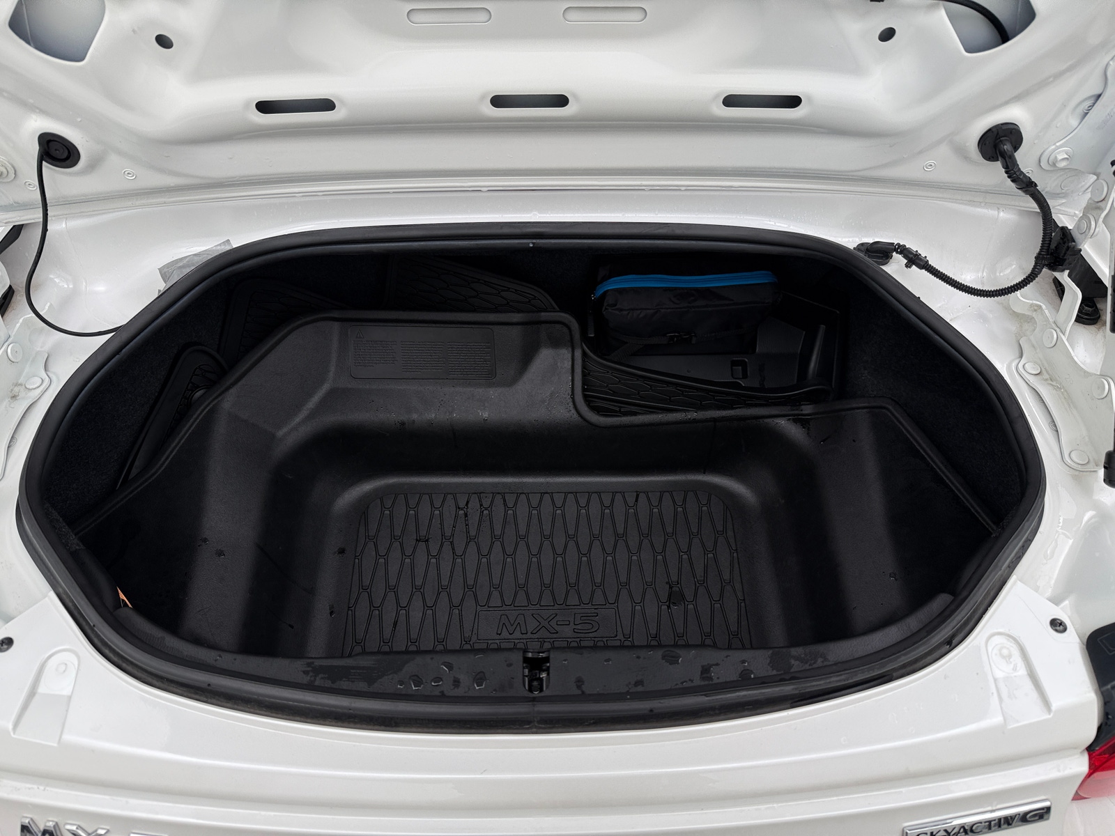 Thumbnail: 2023 Mazda MX-5 Miata - 5