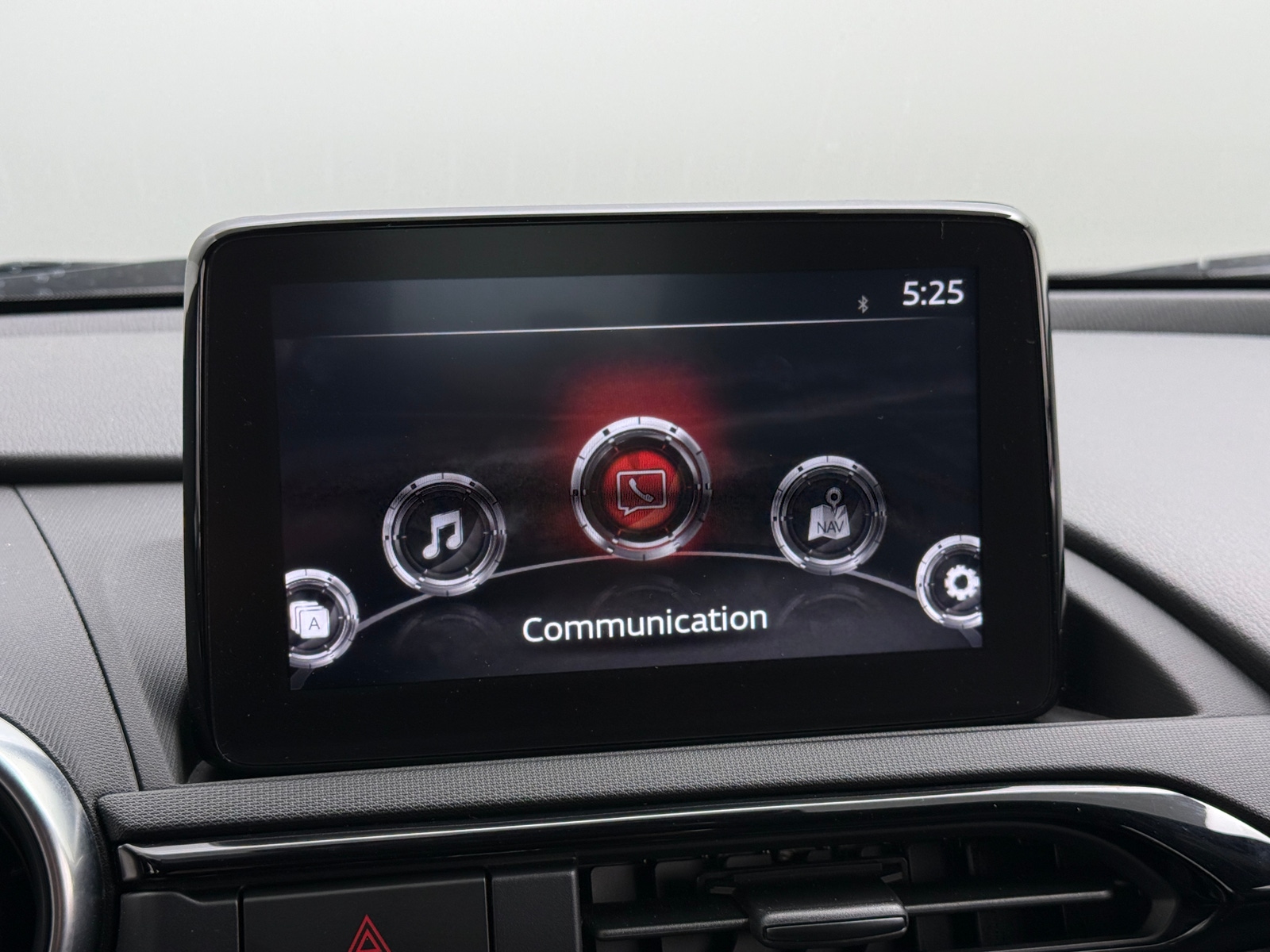 Thumbnail: 2023 Mazda MX-5 Miata - 3