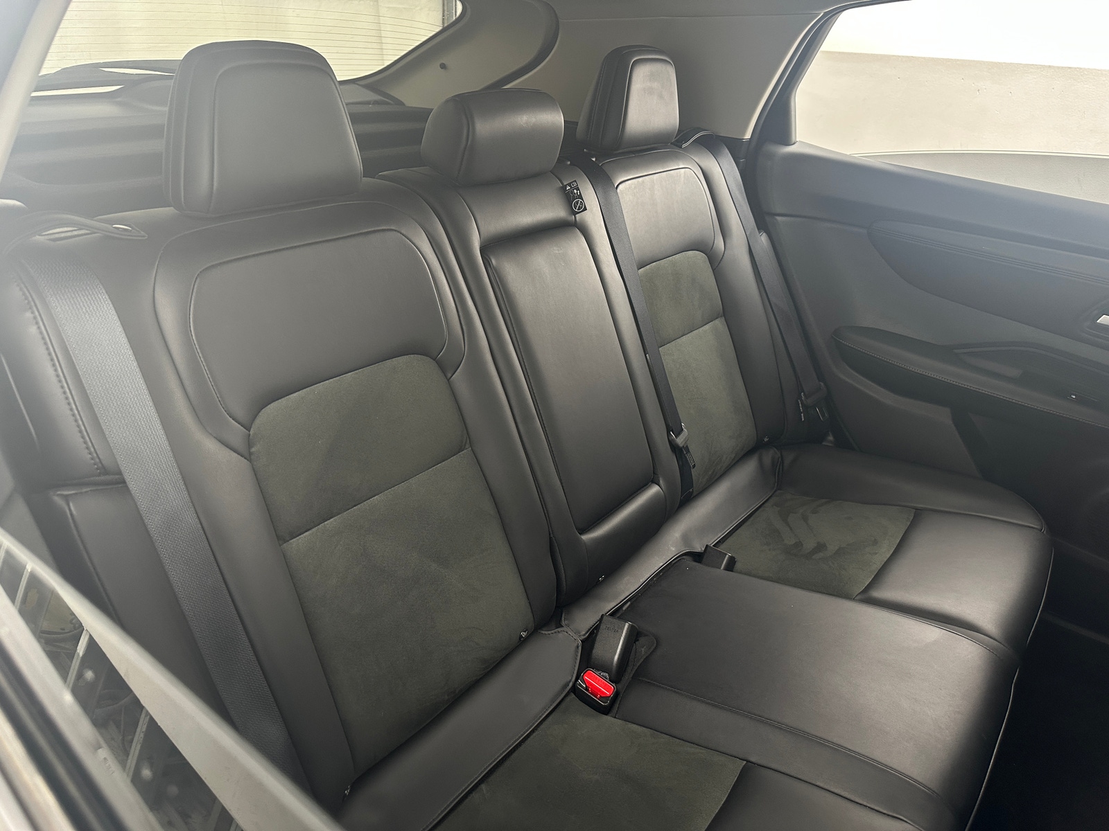 Thumbnail: 2023 Nissan Ariya - 5