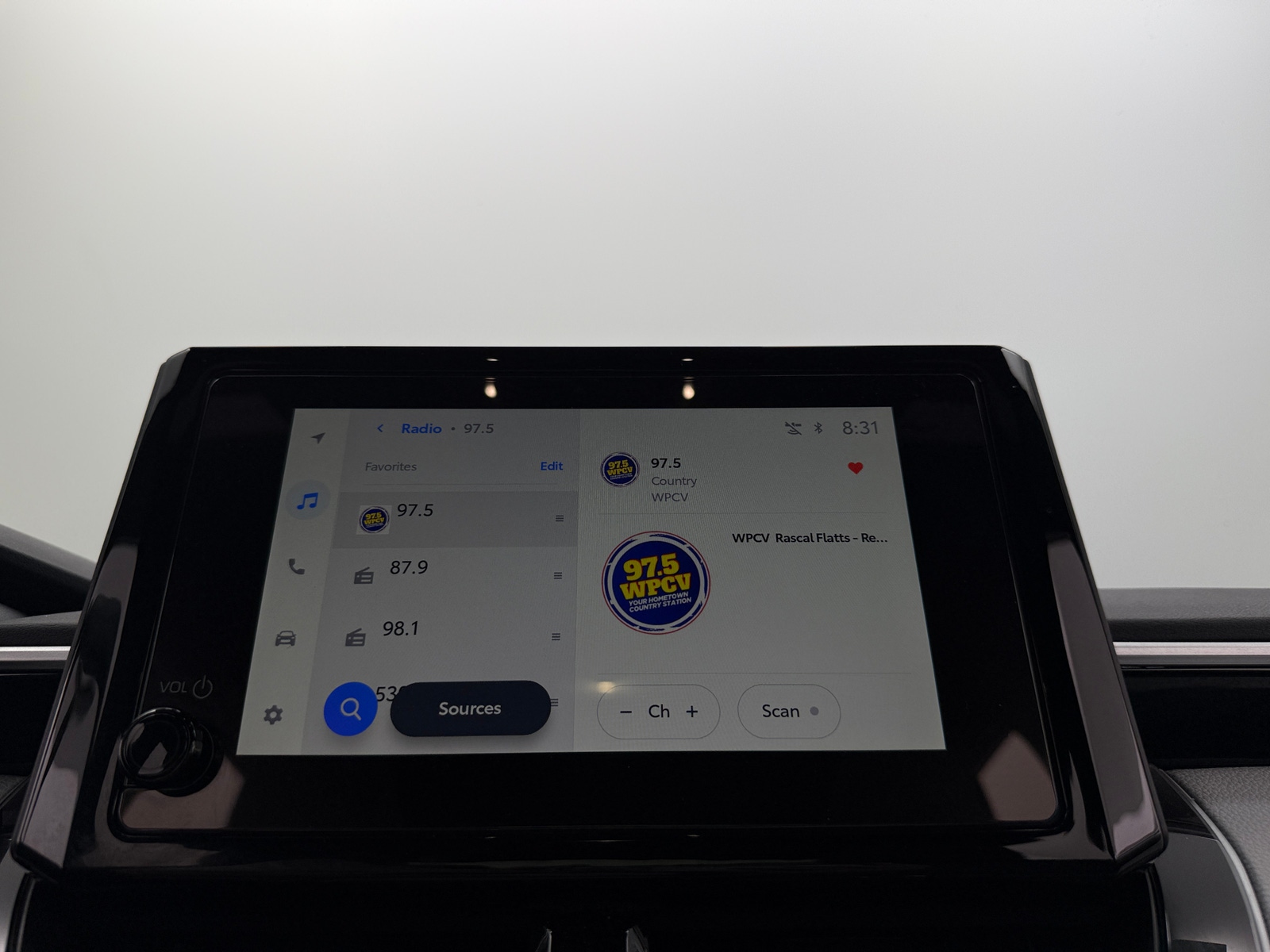 Thumbnail: 2025 Toyota Corolla - 4